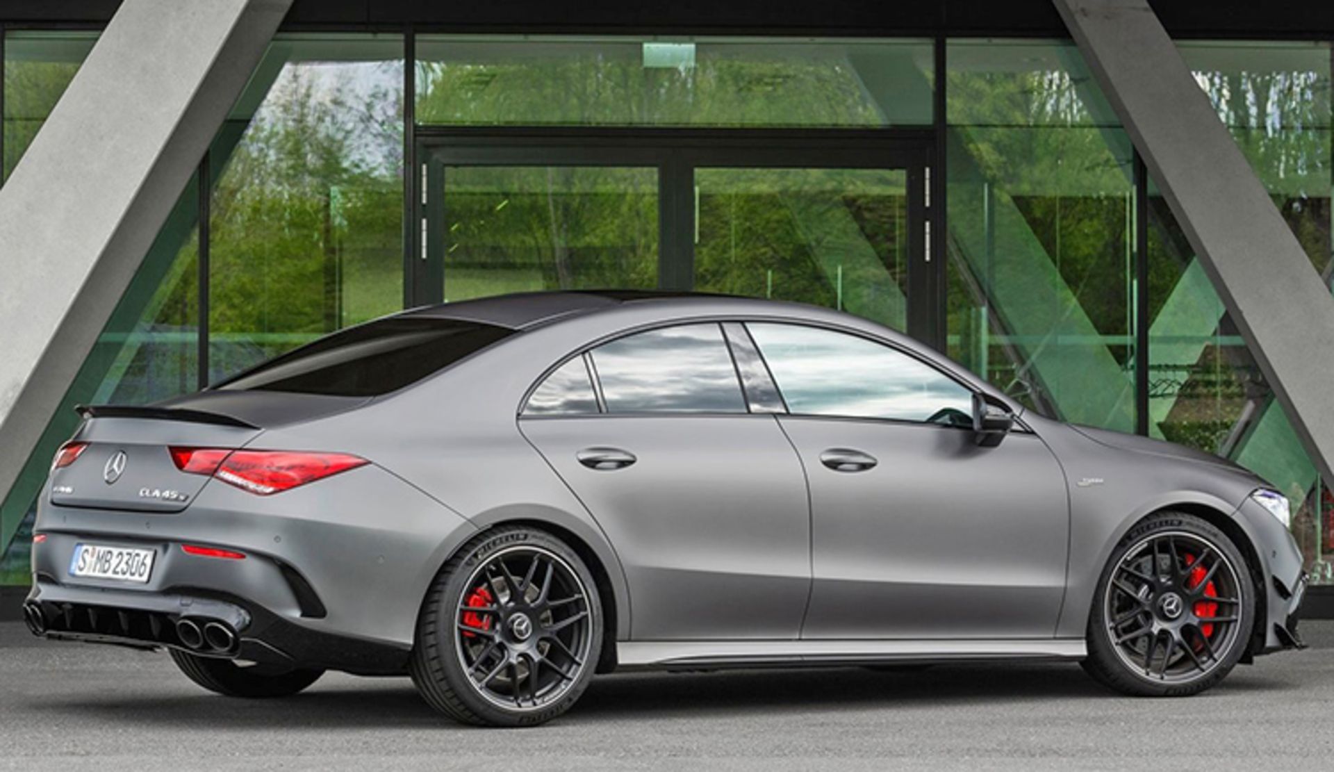 Mercedes-Benz CLA 45 S AMG