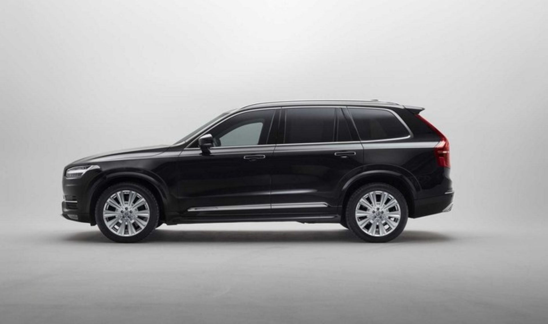 VOLVO XC90 ARMORED