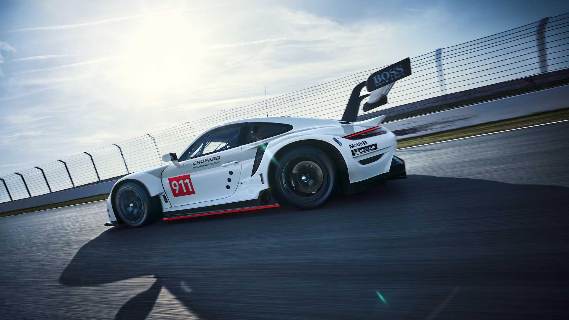 Porsche 911 RSR