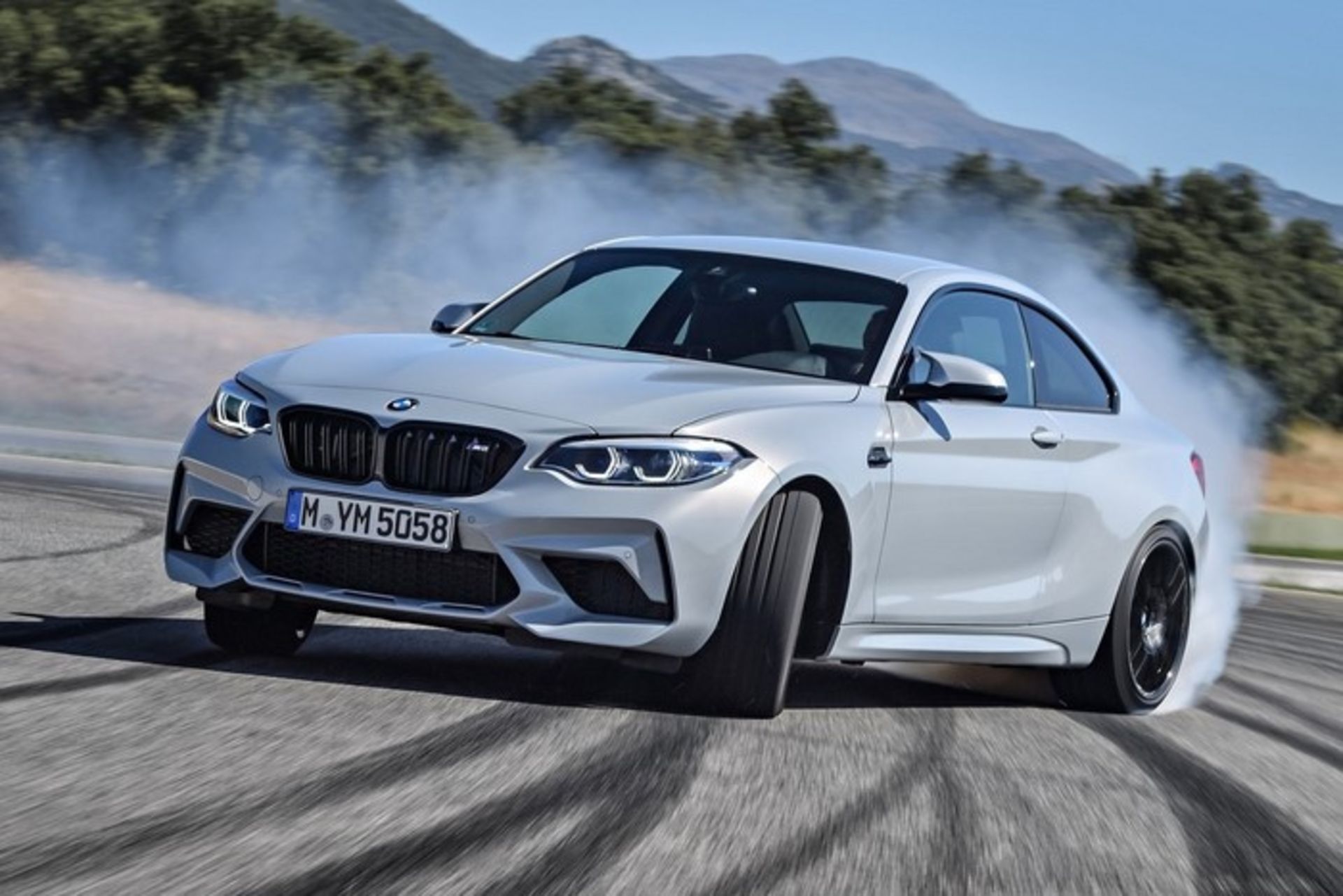  BMW M2 Competition