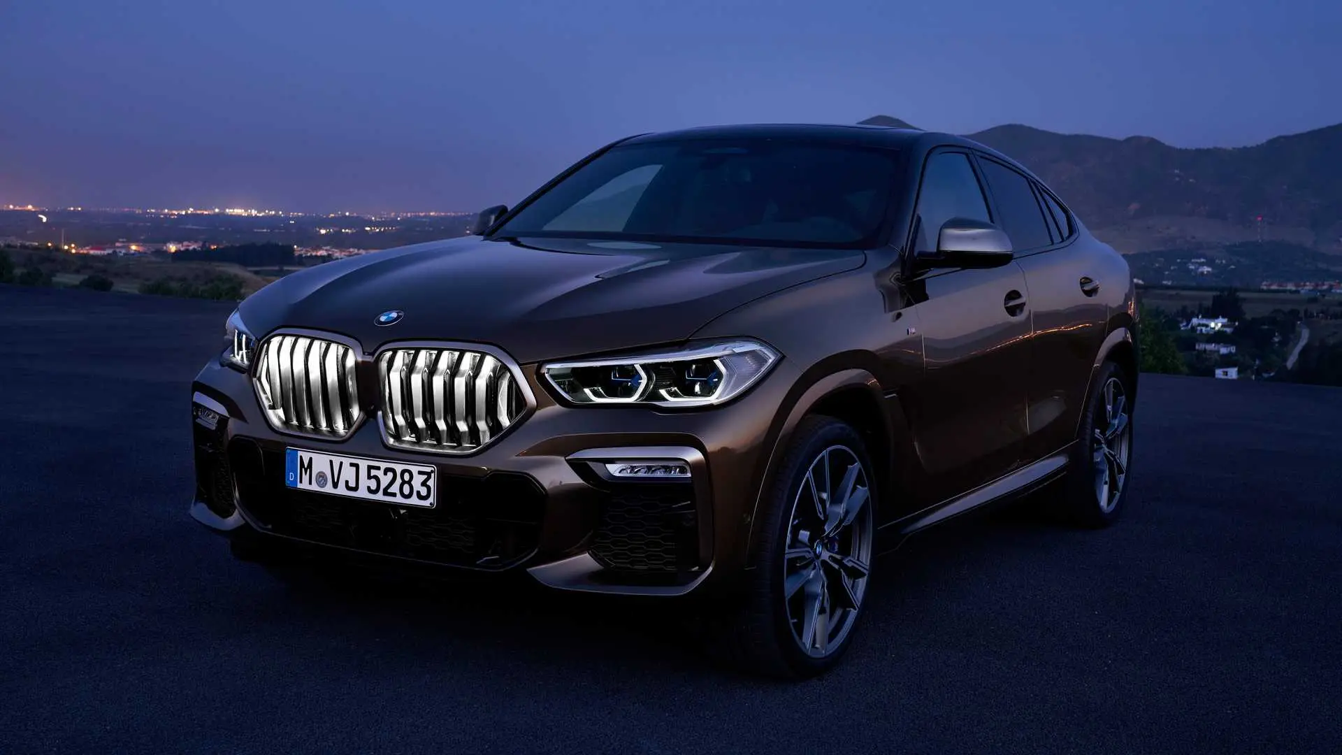 2020 BMW X6 / بی ام و ایکس 6 مدل ۲۰۲۰