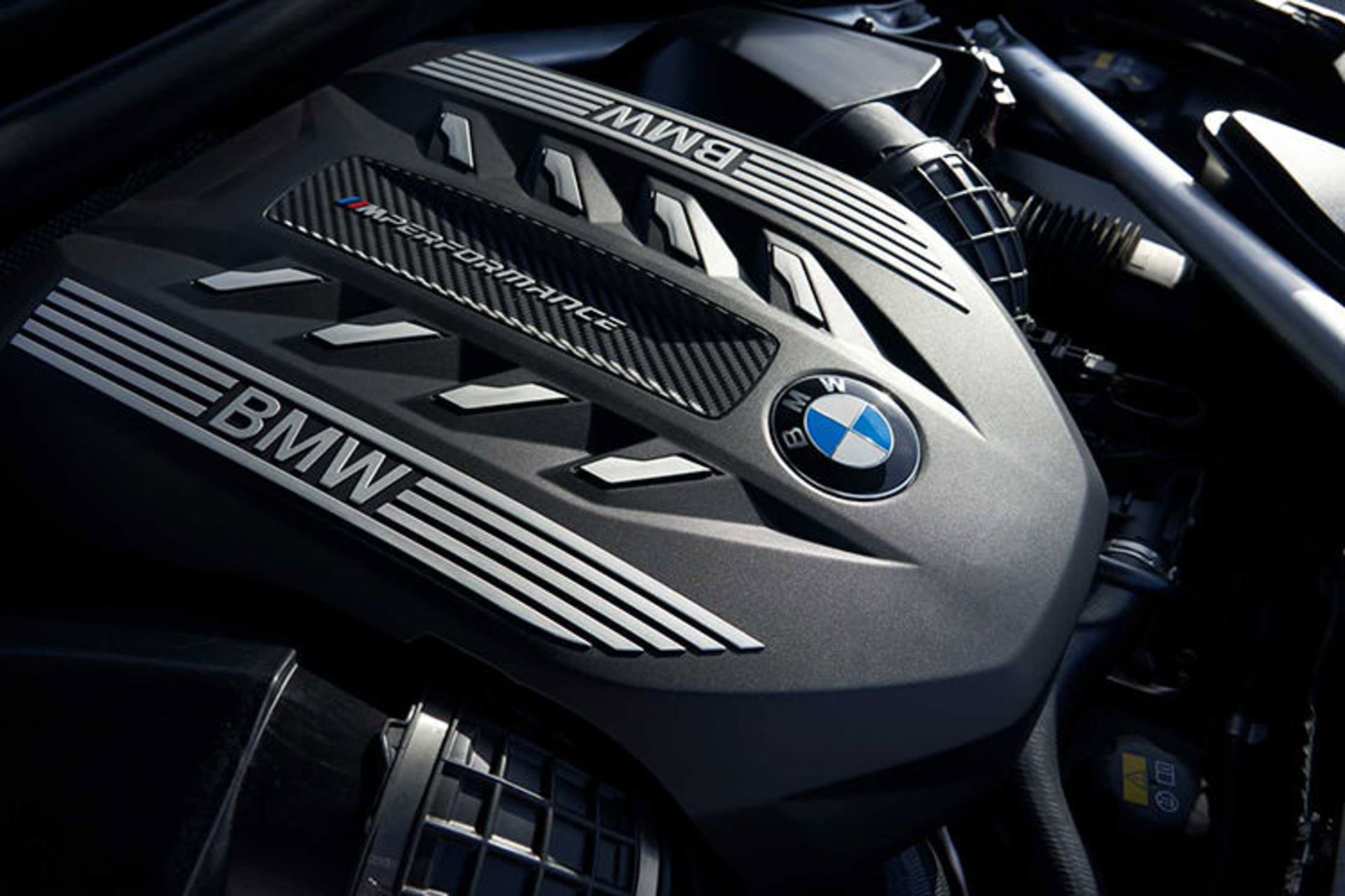 2020 BMW X6 / بی ام و ایکس 6 مدل ۲۰۲۰