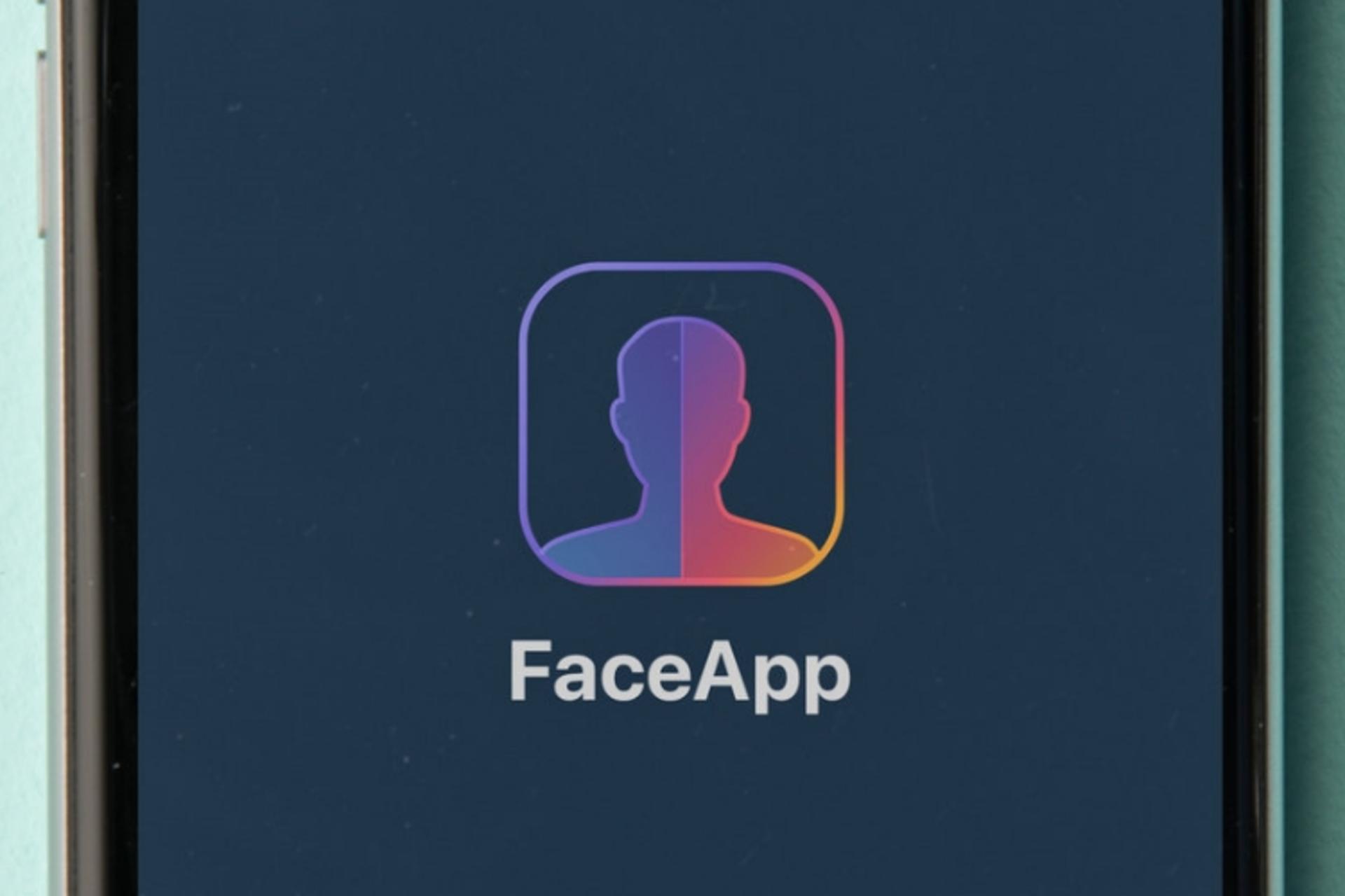 فیس اپ / FaceApp