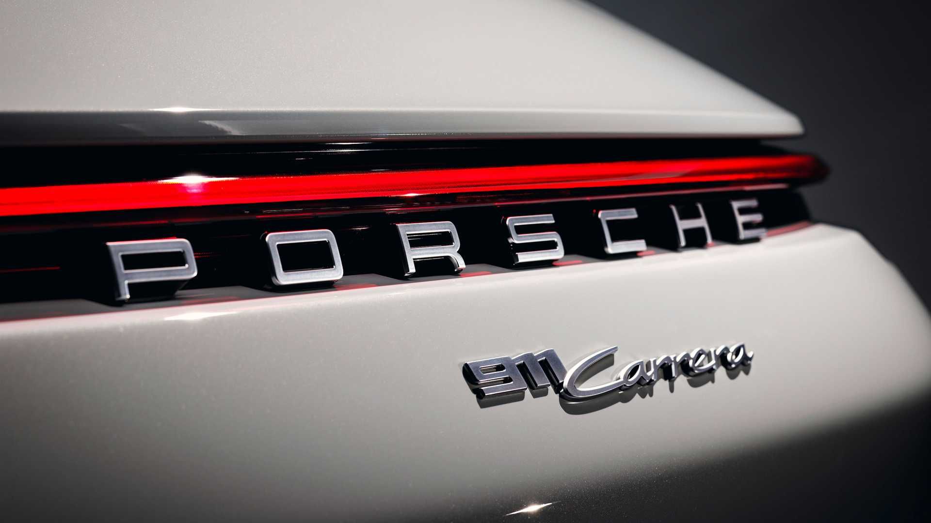 2020 Porsche 911 Carrera / پورشه 911 کاررا