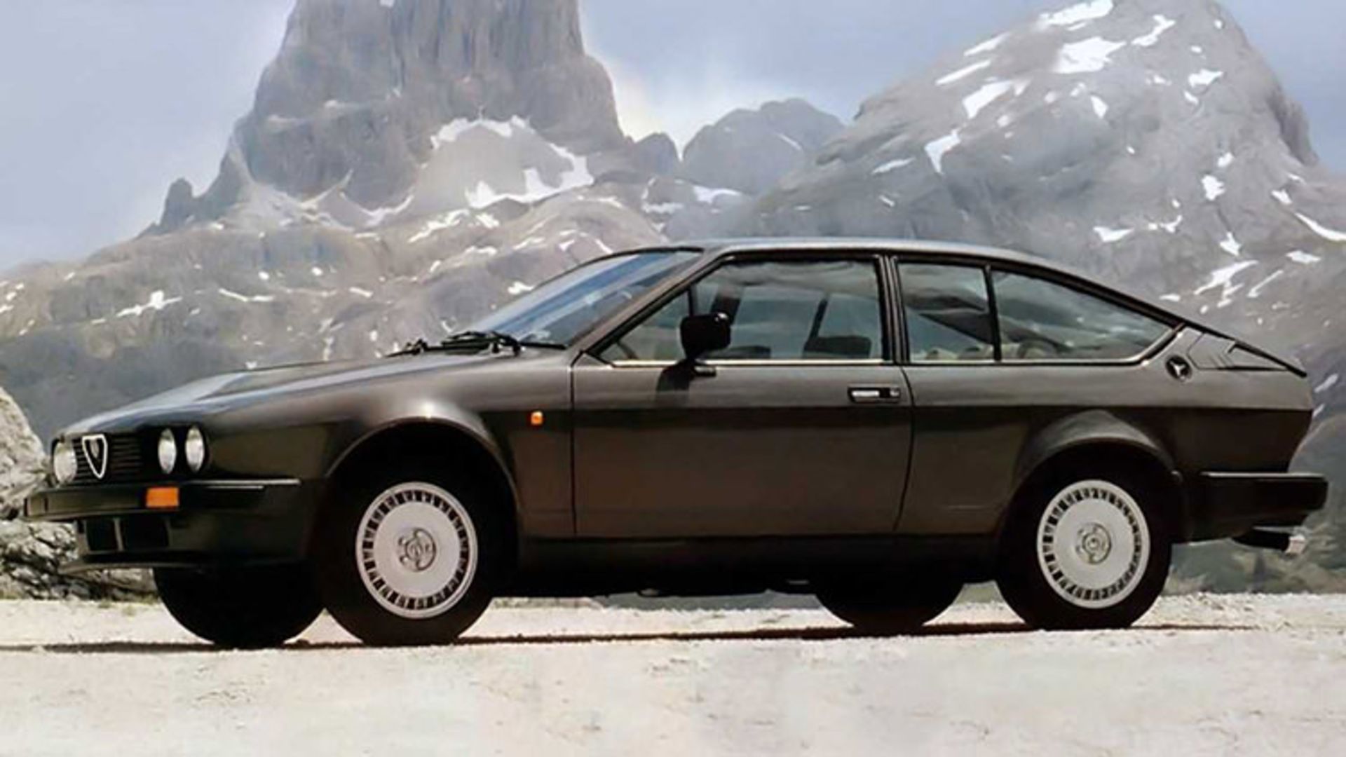 Alfa Romeo GTV6 / آلفا رومئو