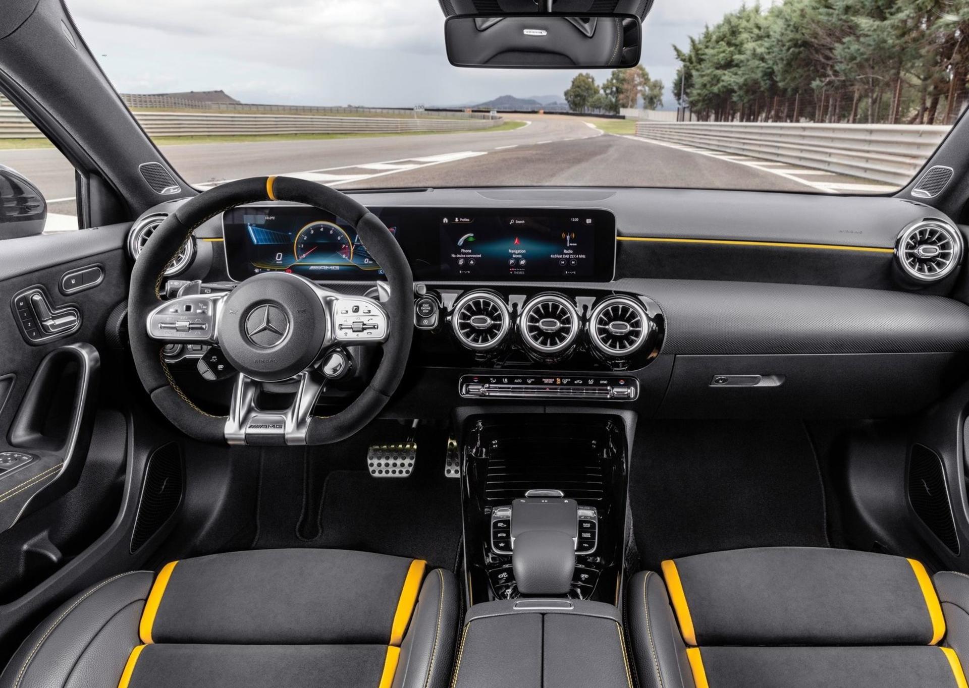 Mercedes-Benz CLA 45 S AMG