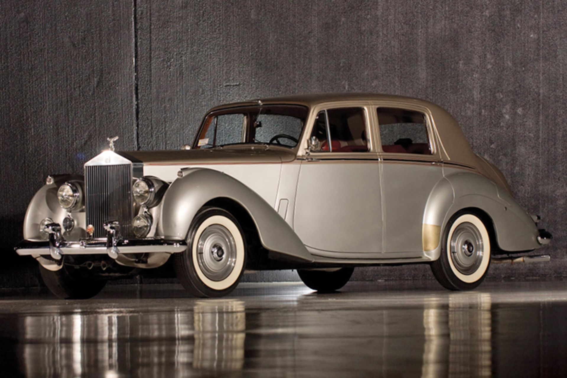 مرجع متخصصين ايران Rolls Royce  Silver Dawn