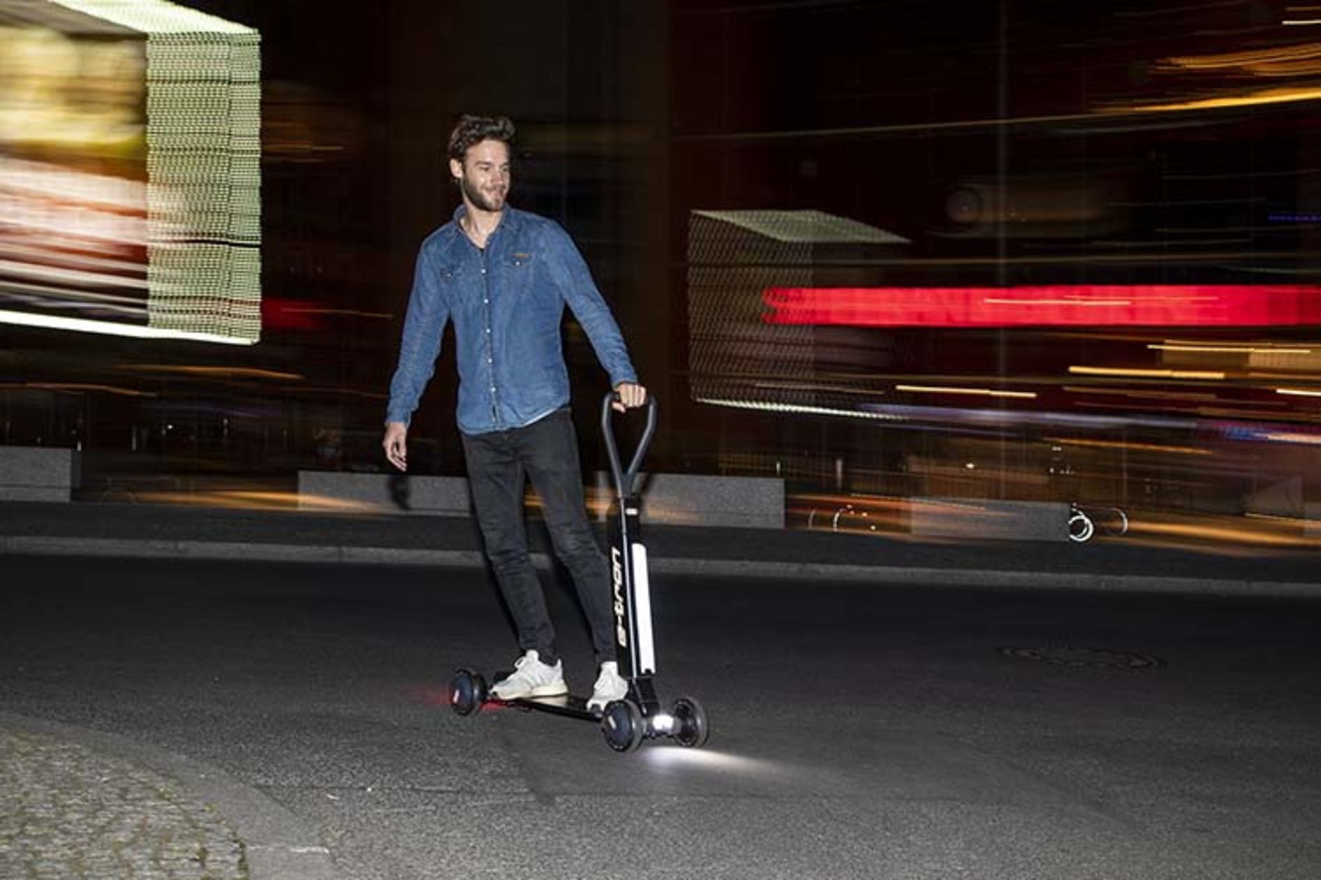 Audi E-Tron Scooter / اسکوتر برقی آئودی ای-ترون