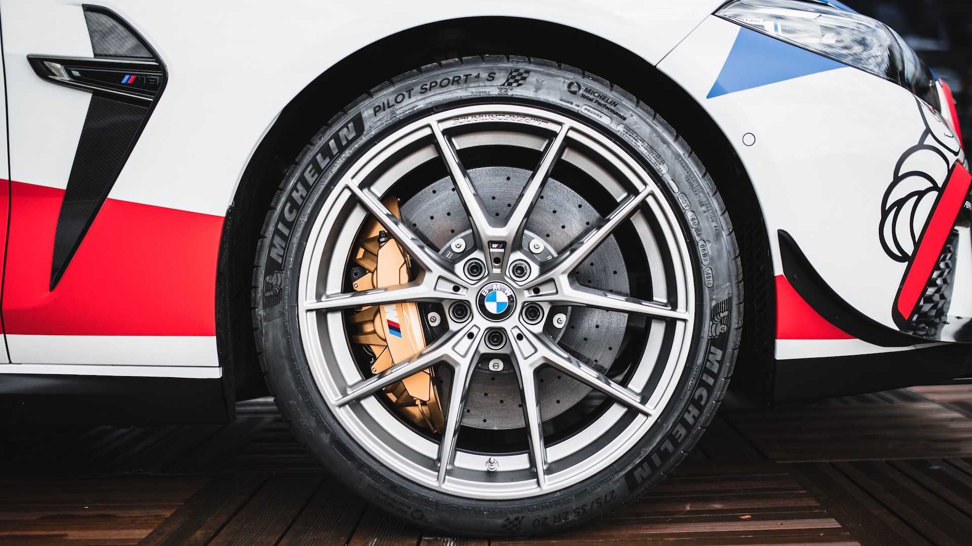 BMW M8 MotoGP Safety Car / خودروی ایمنی بی ام و m8 موتو جی پی