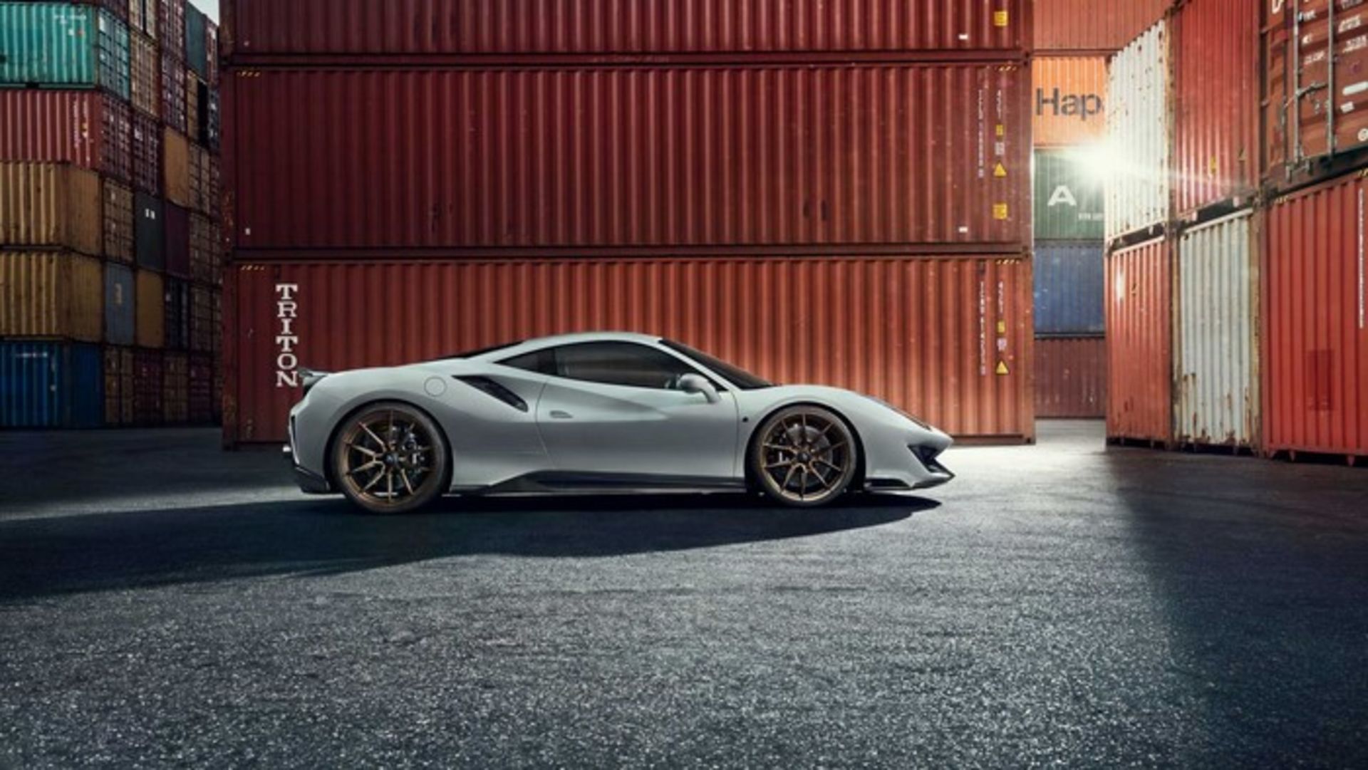 Ferrari 488 Pista by Novitec