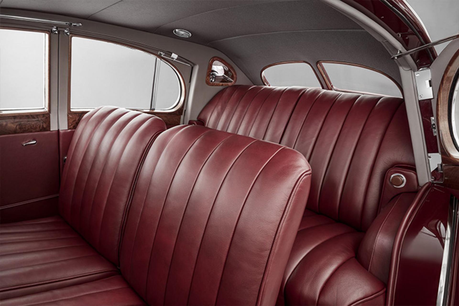بنتلی کورنیش / Bentley Courniche