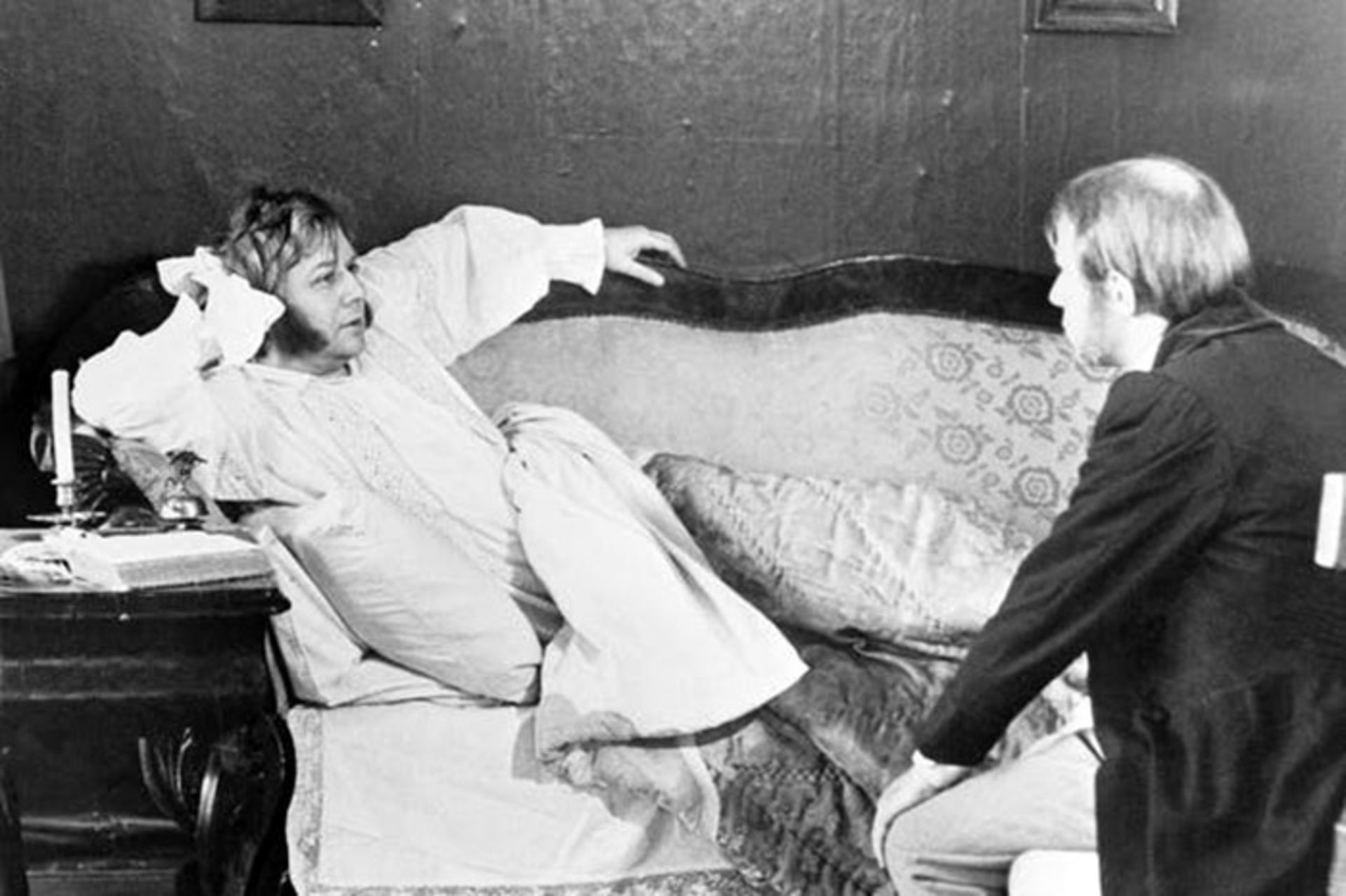 کتاب ابلوموف نوشته ایوان گنچاروف/oblomov book ivan goncharov