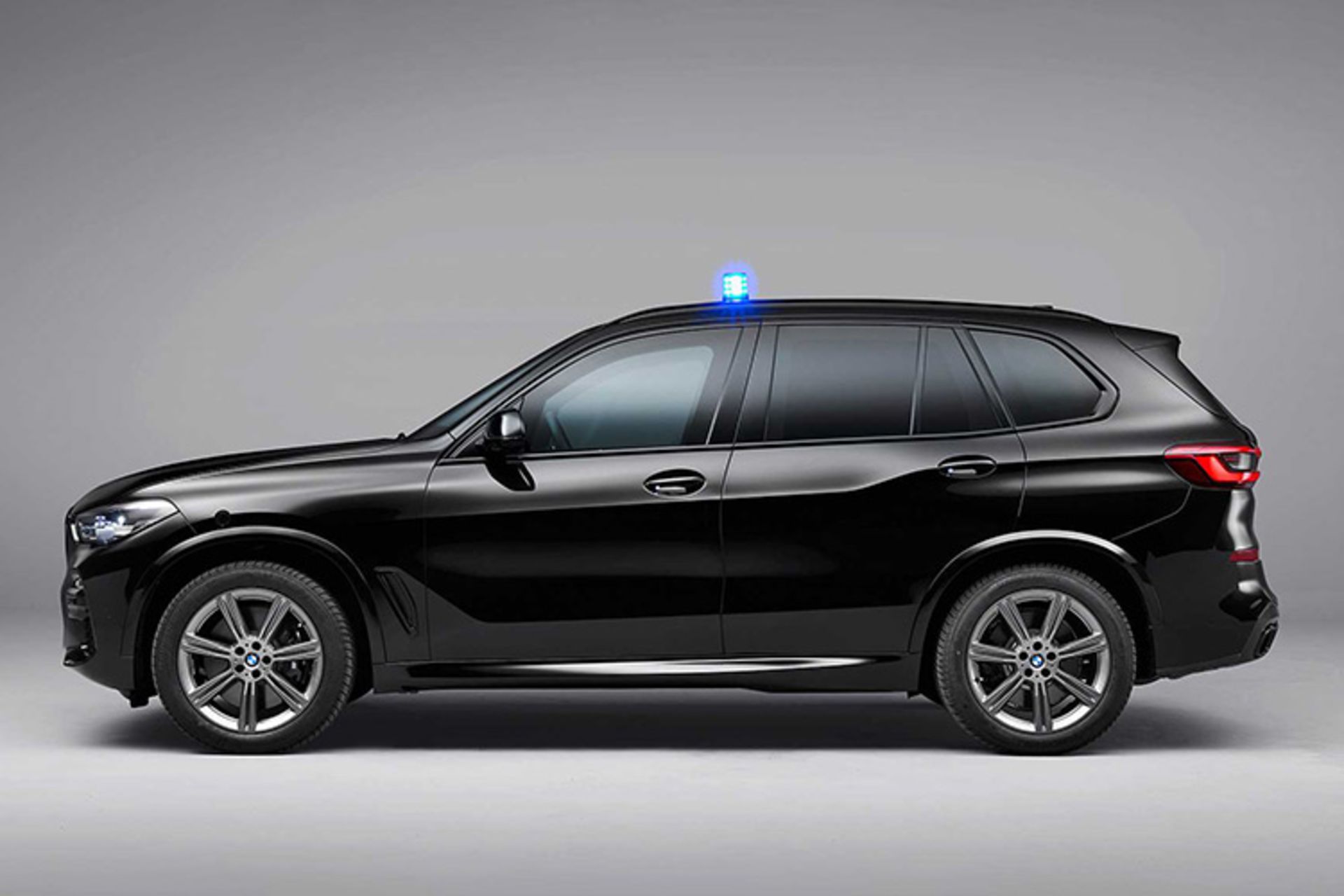 بی ام و X5 Protection