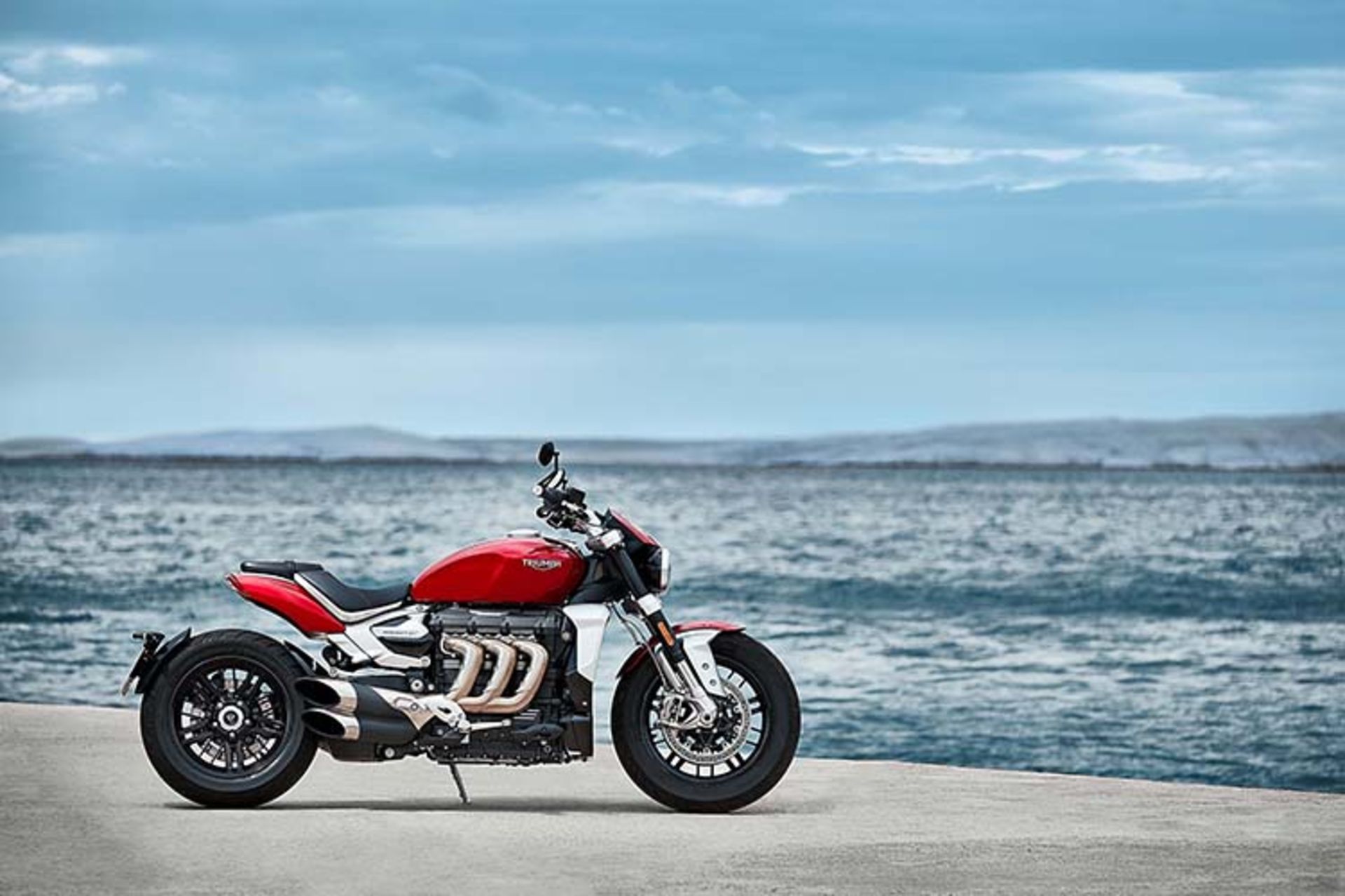 Triumph Rocket 3 motorcycle / موتورسیکلت تریومف راکت 3