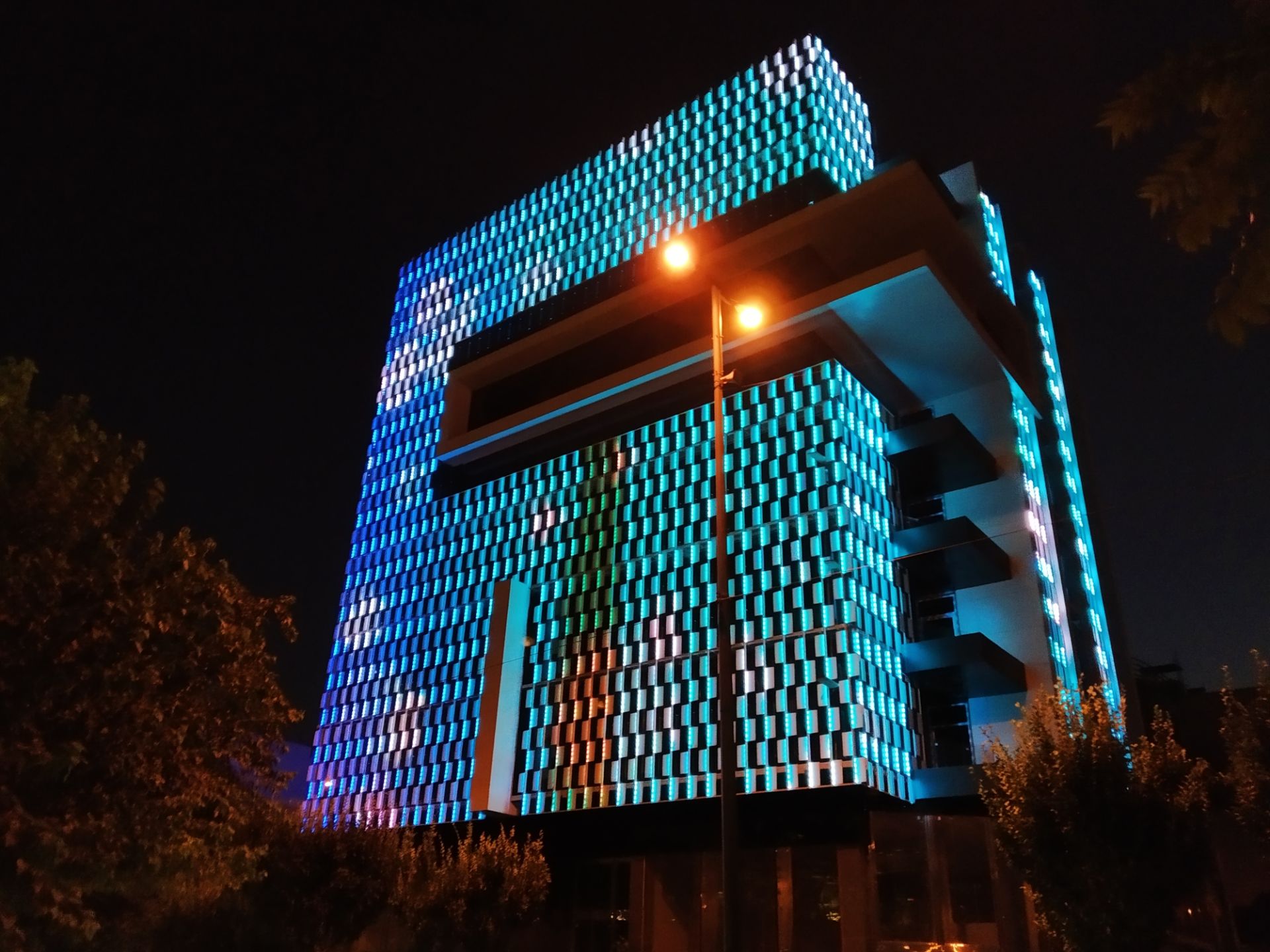 نمونه عکس شب ردمی ۷ شیائومی - حالت Photo