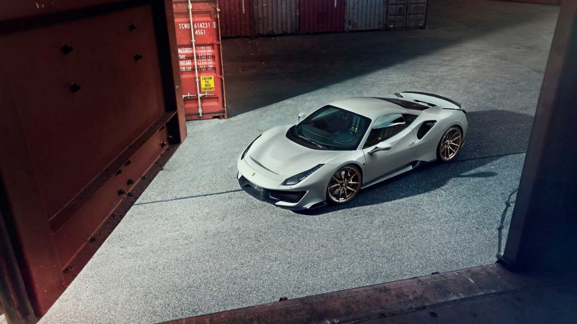 Ferrari 488 Pista by Novitec