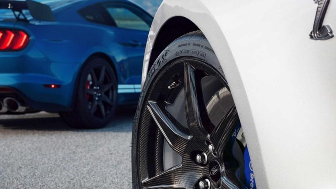 2020 Shelby GT500 by Hennessey 