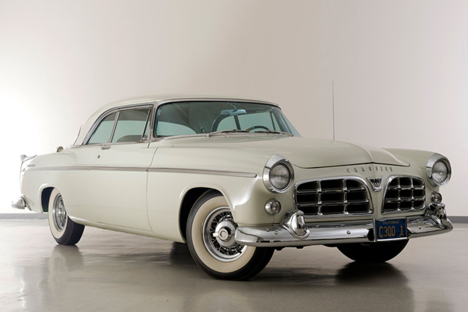 مرجع متخصصين ايران Chrysler C300