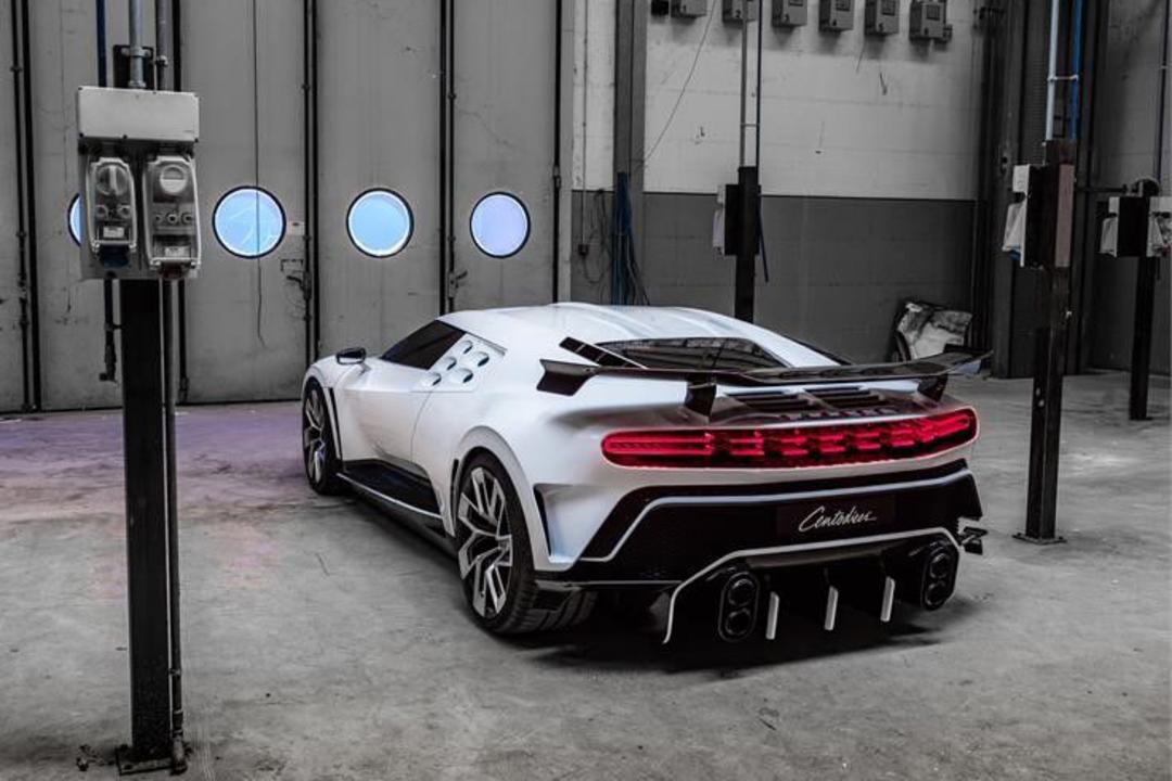 بوگاتی EB 110 سوپراسپرت هومیج سنتودینچی  Bugatti  EB110 Super Sport Hommage 