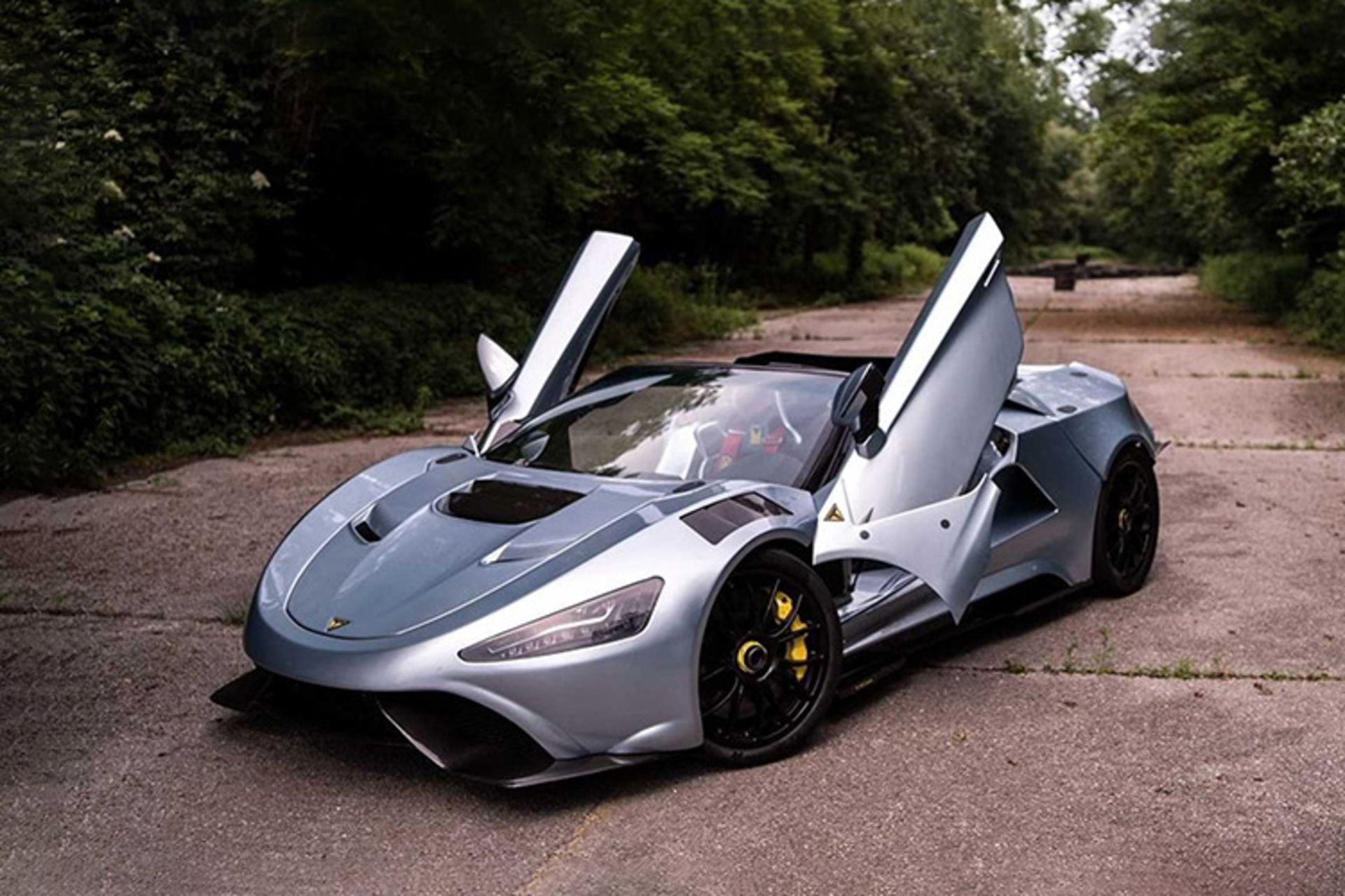 Tushek TS 900