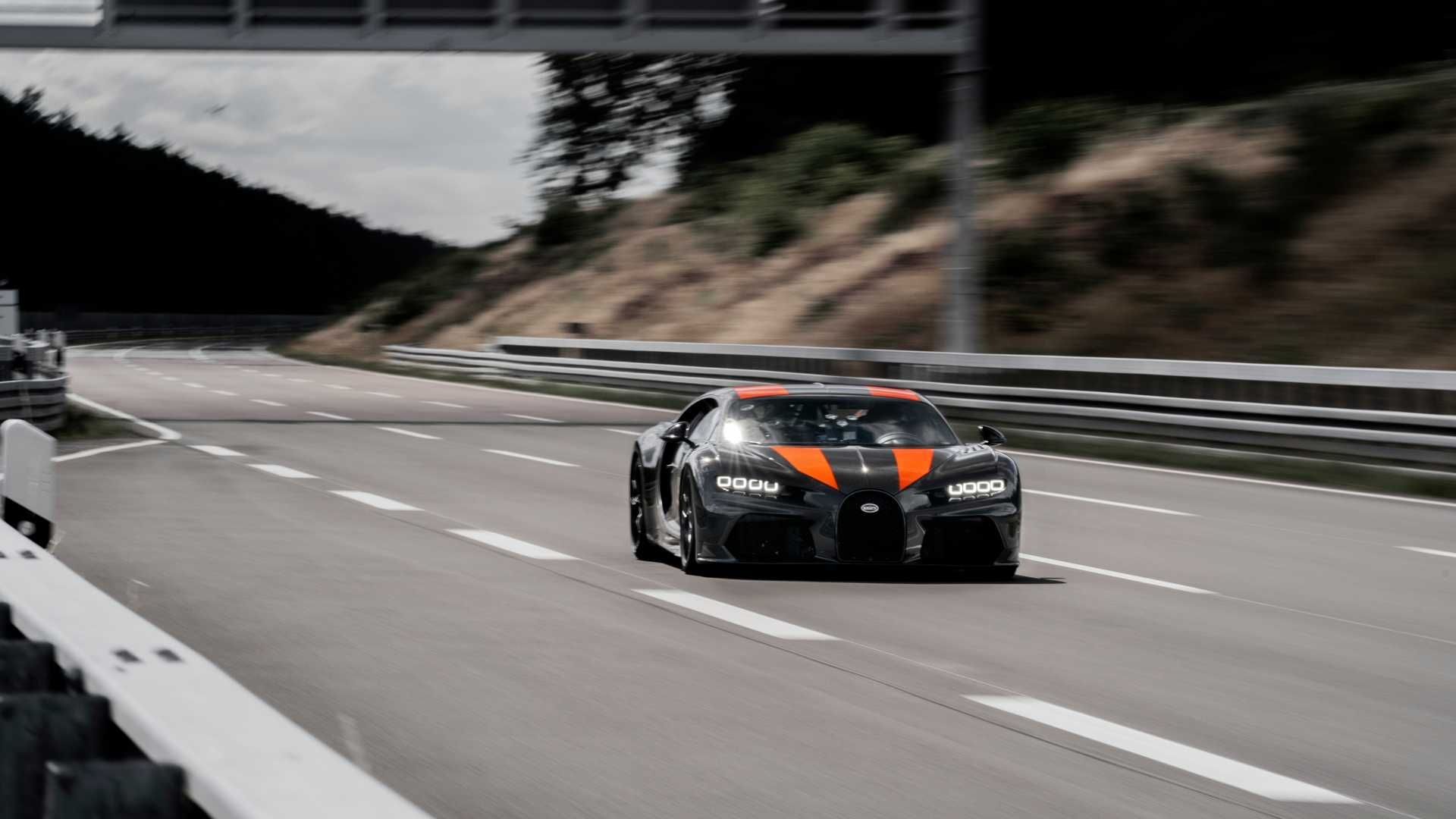 Bugatti Chiron / بوگاتی شیرون