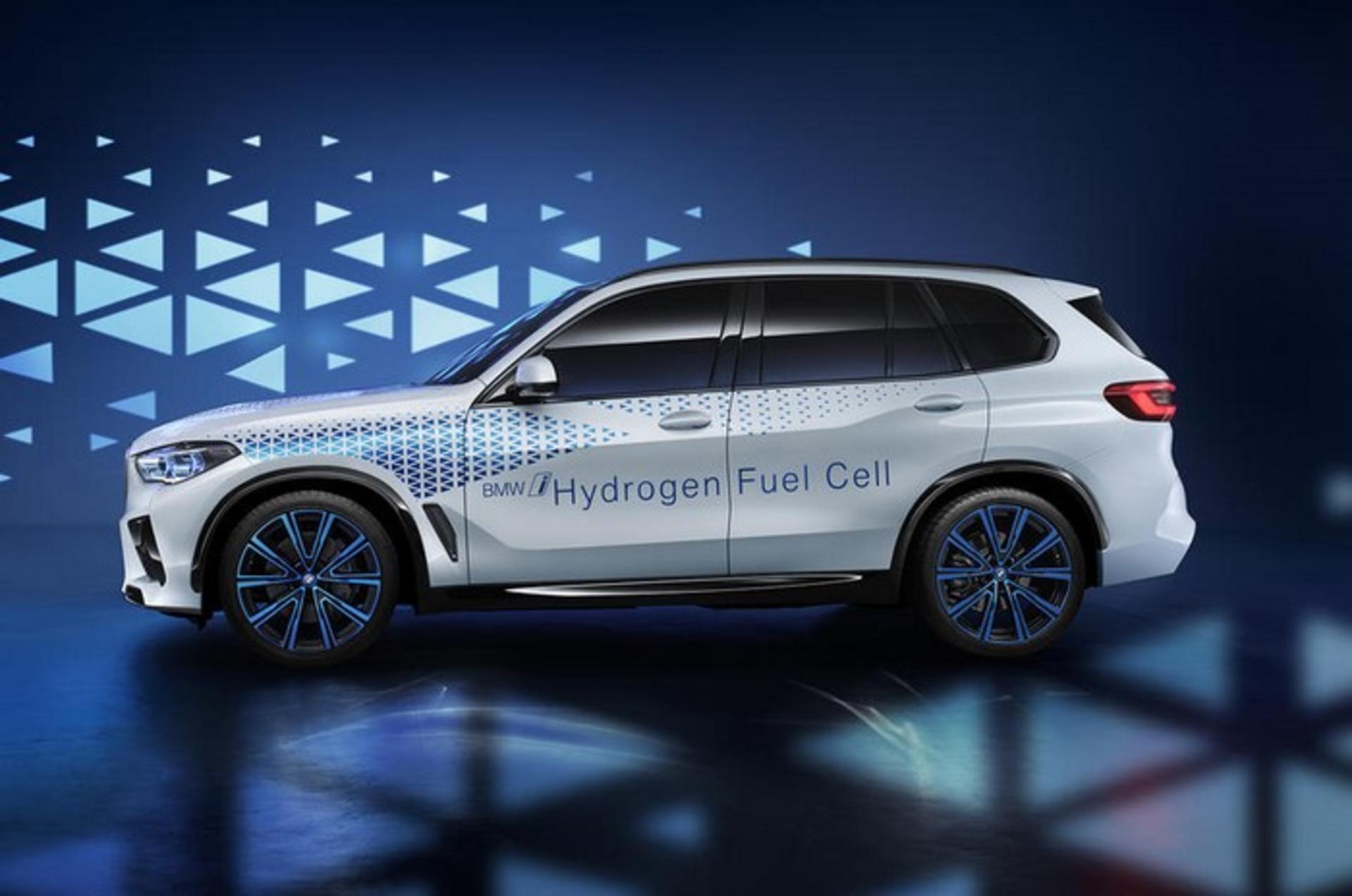 BMW i Hydrogen Next concept