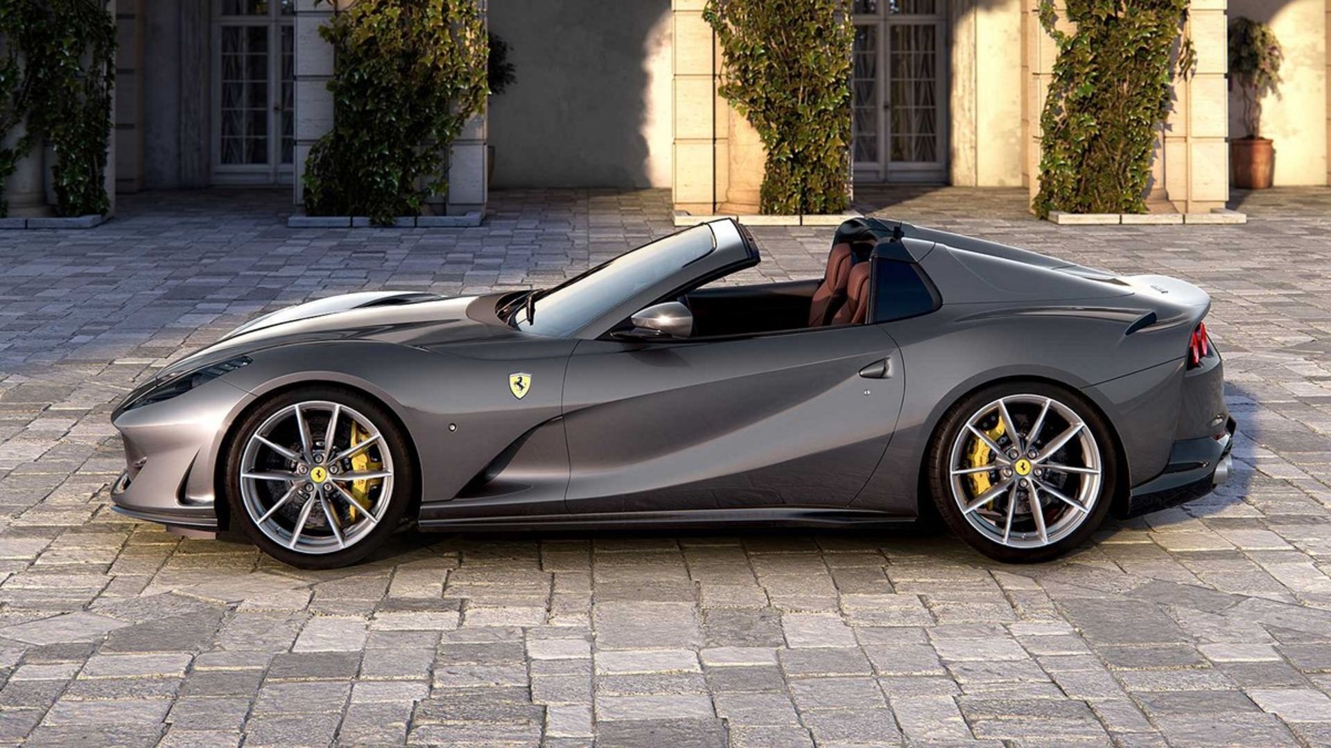 2020 Ferrari 812 GTS