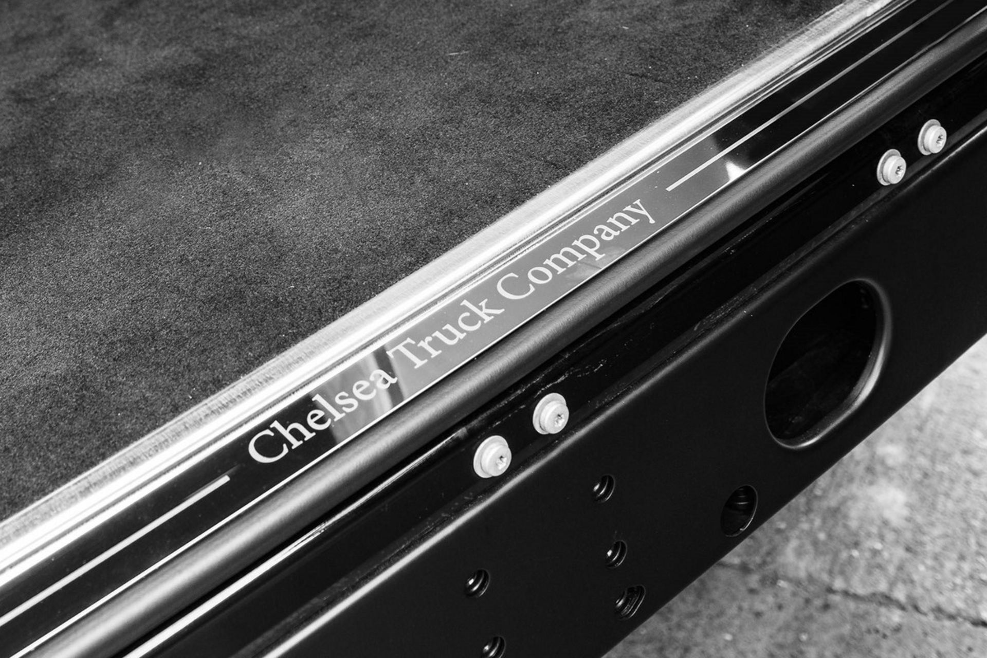 Chelsea Truck’s Custom Land Rover Defender Pickup