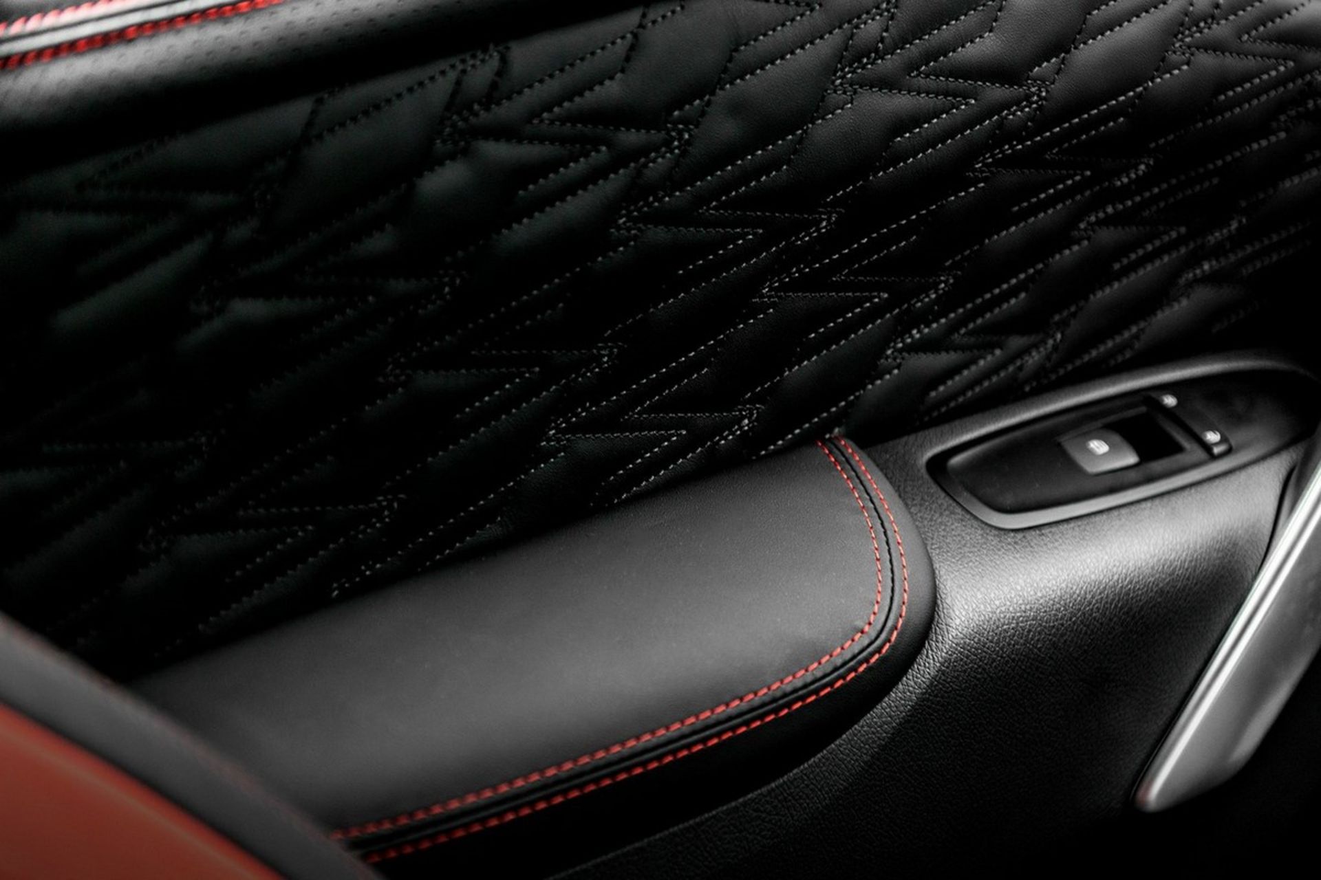 mercedes benz x class kahn design