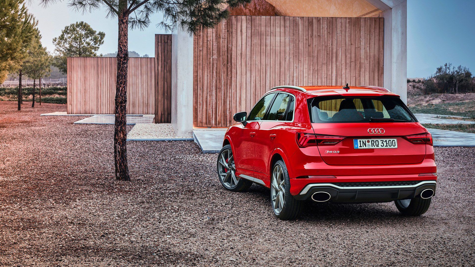 Audi RS Q3 / آئودی آر اس کیو3