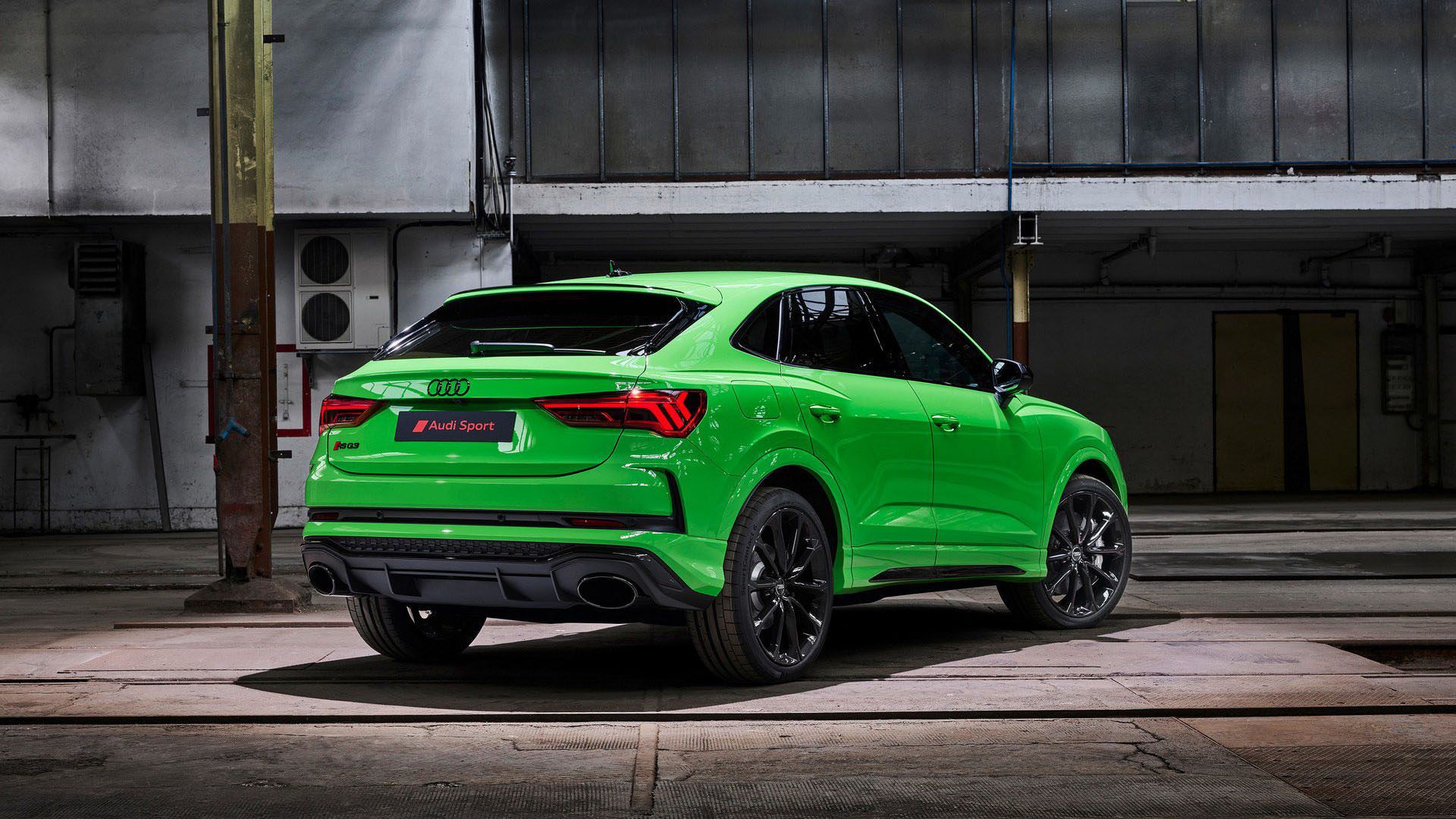 Audi RS Q3 / آئودی آر اس کیو3