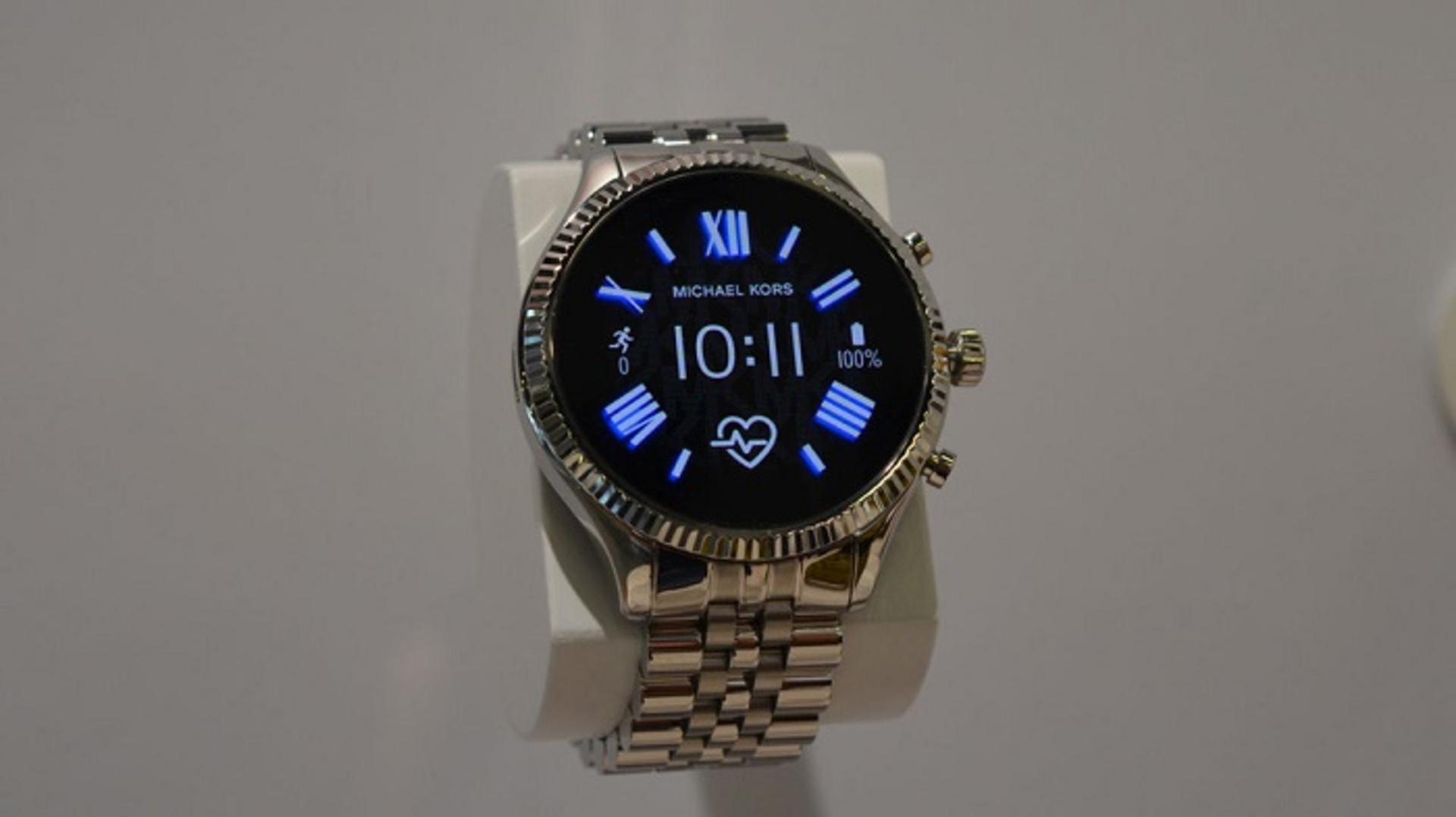 Michael Kors Lexington 2