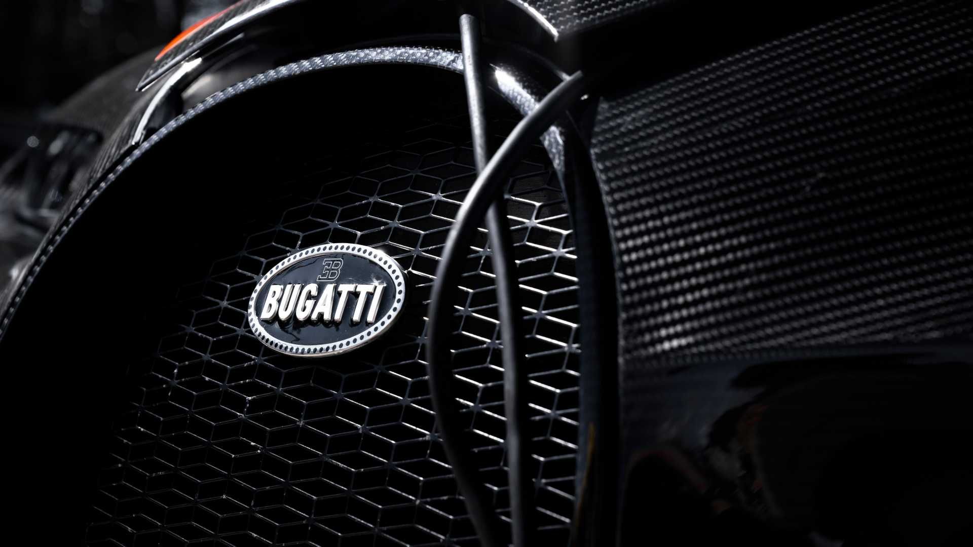 Bugatti Chiron / بوگاتی شیرون