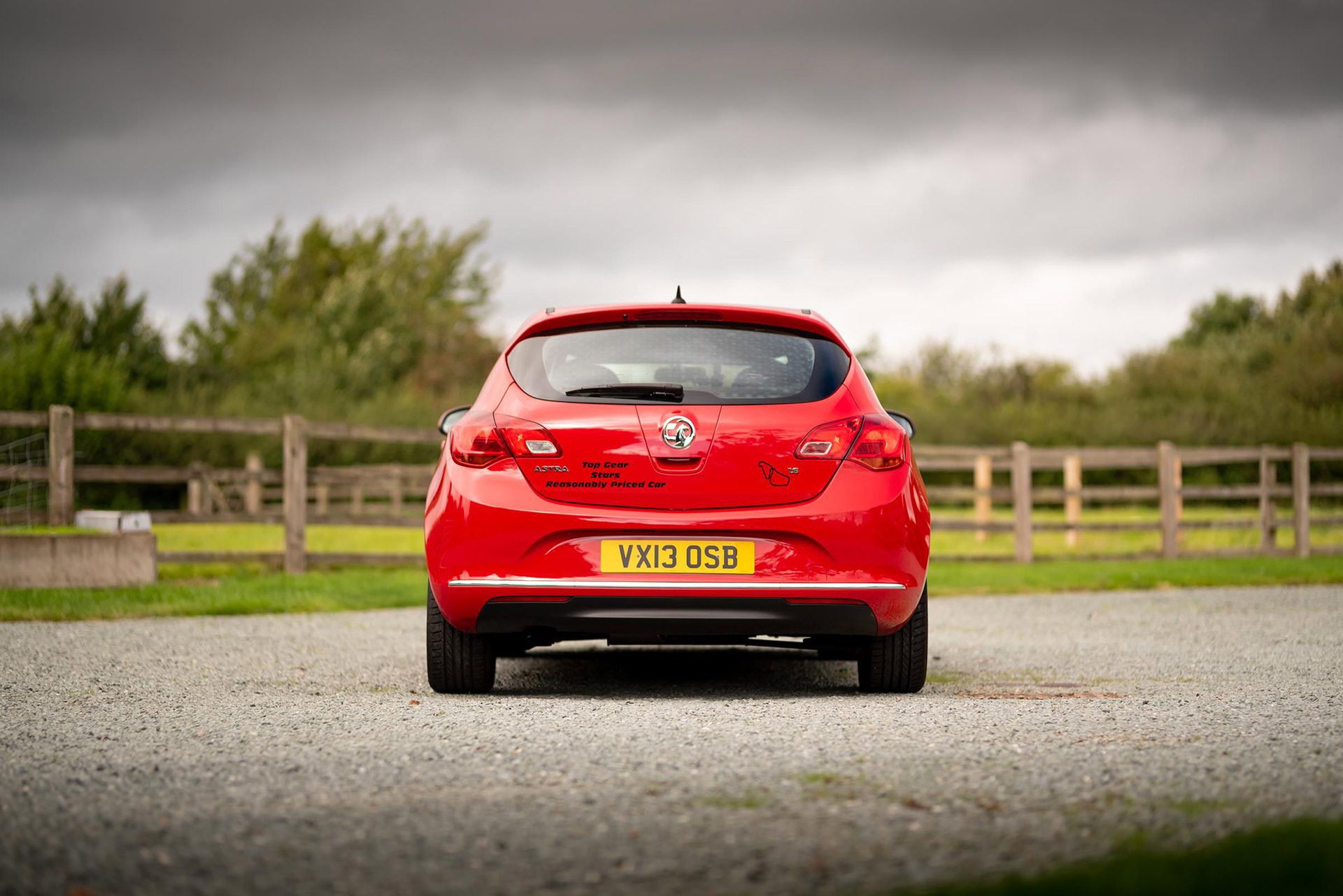 خودروی واکسهال آسترا هاچ بک تاپ گیر