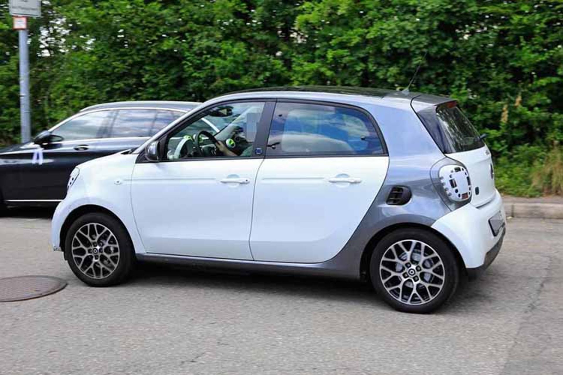 Smart EQ Fortwo  Forfour / اسمارت EQ فورتو فورفور