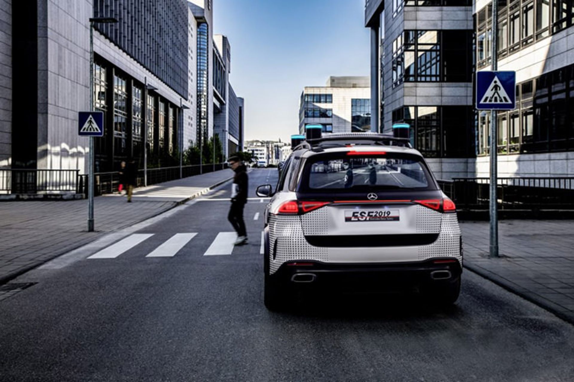 Mercedes-Benz GLE ESF 2019 / مرسدس بنز