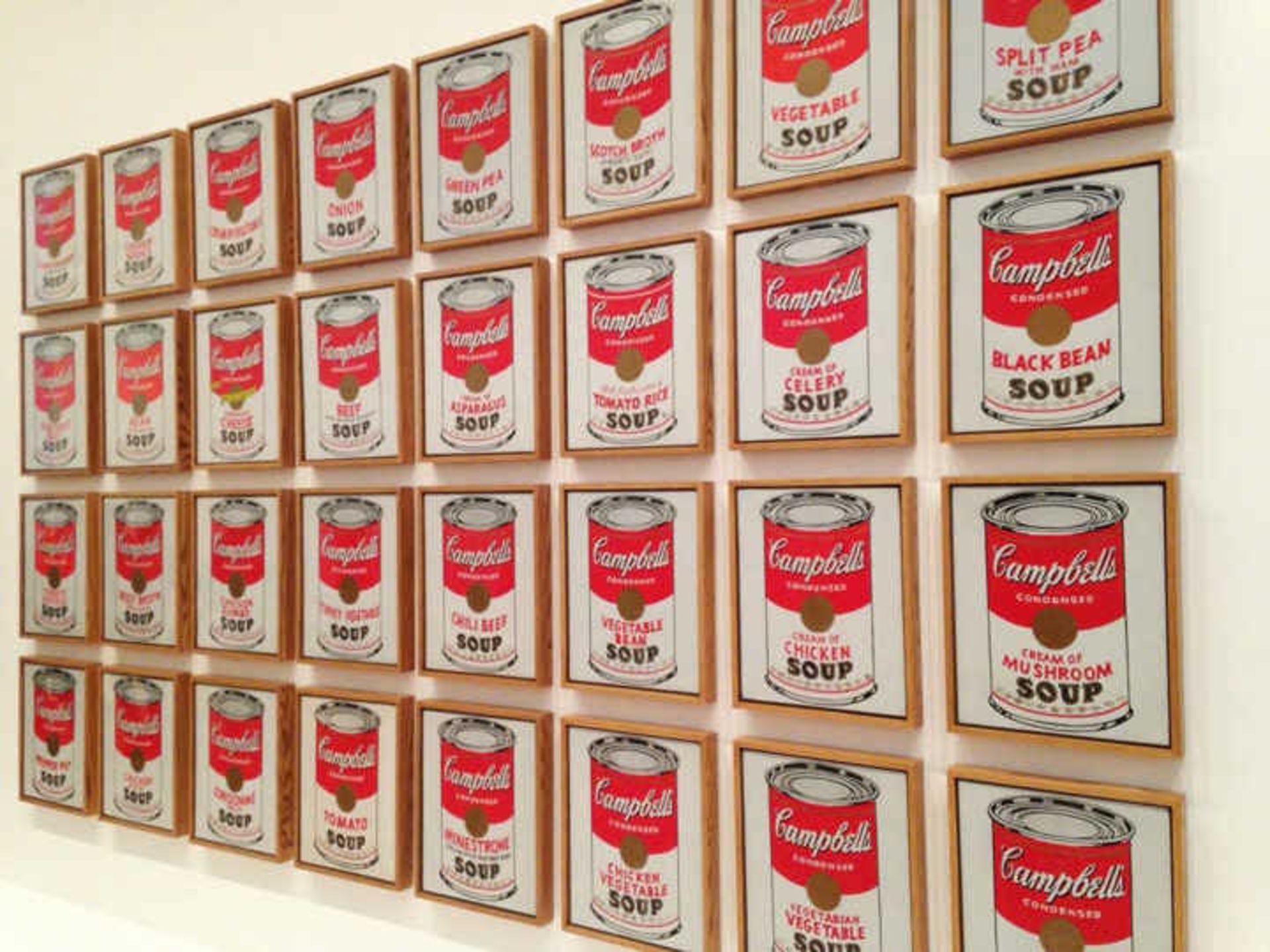 قوطی‌های سوپ کمپل اثر نقاش معاصر آمریکایی، اندی وارهول