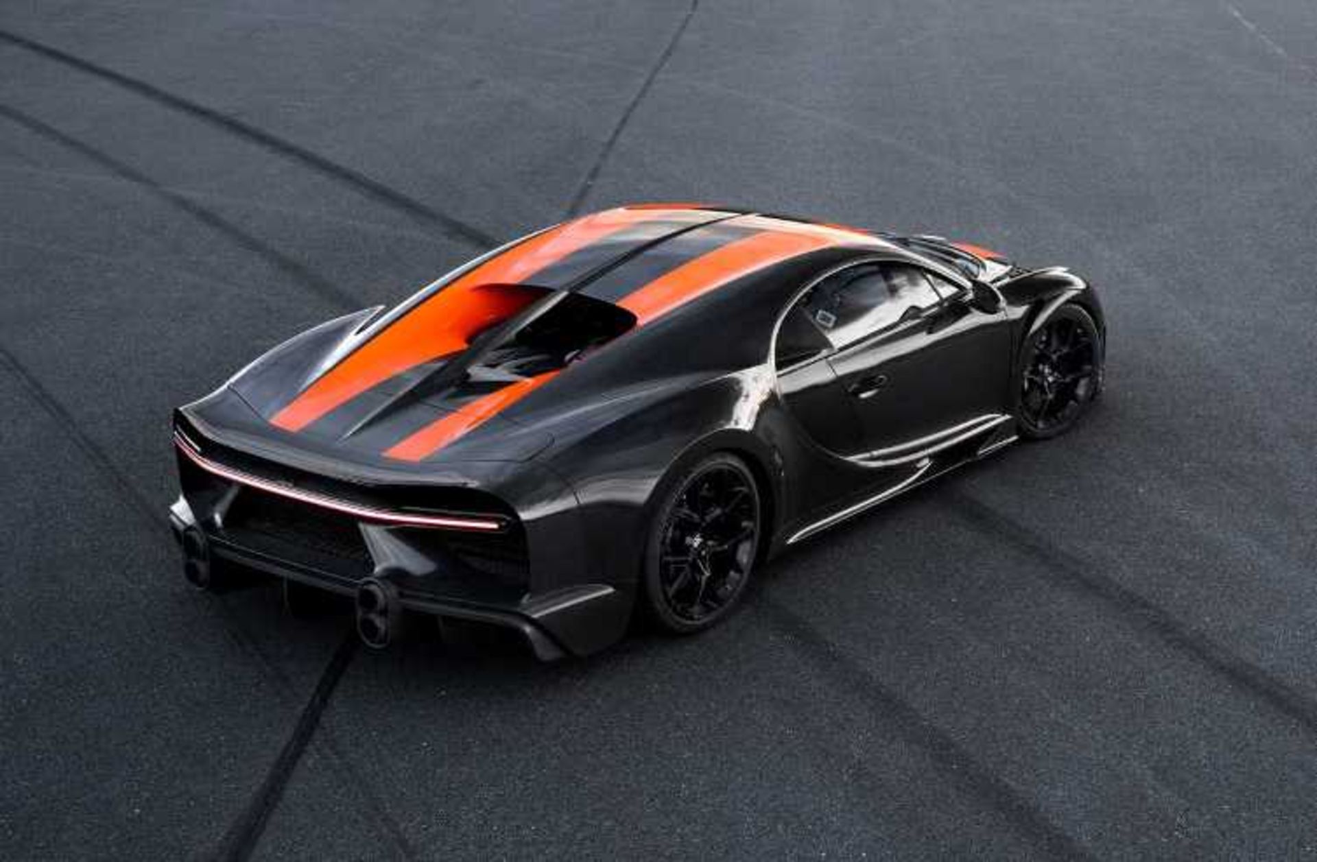 بوگاتی شیرون  / Bugatti chiron