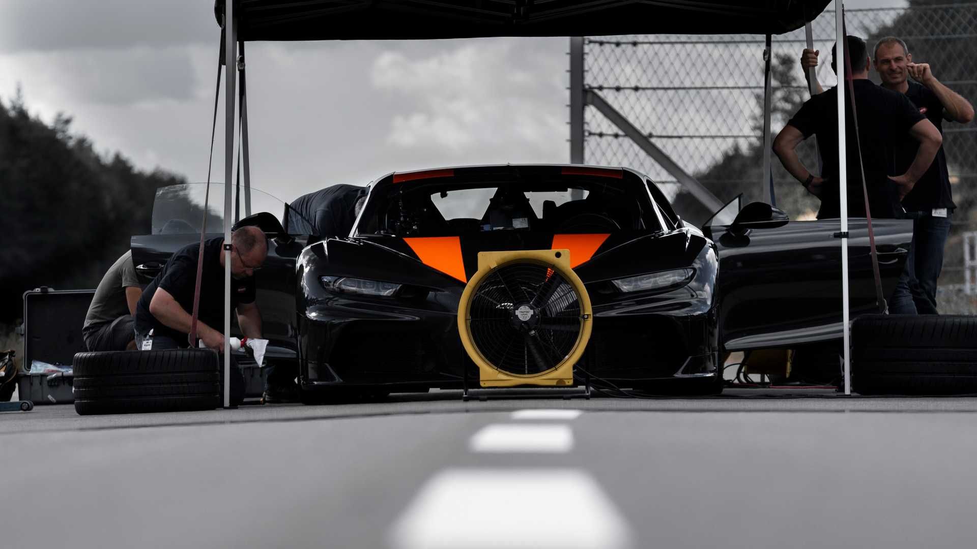 Bugatti Chiron / بوگاتی شیرون