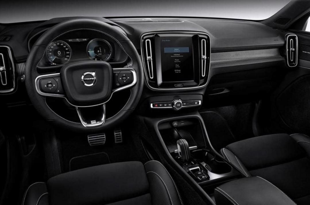 volvo xc40 PHEV