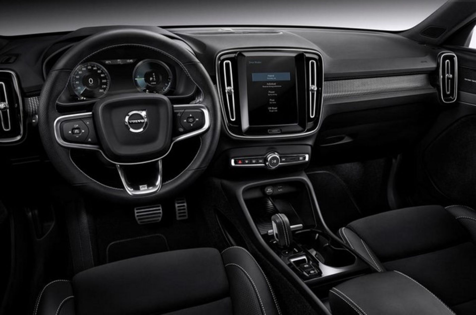 volvo xc40 PHEV