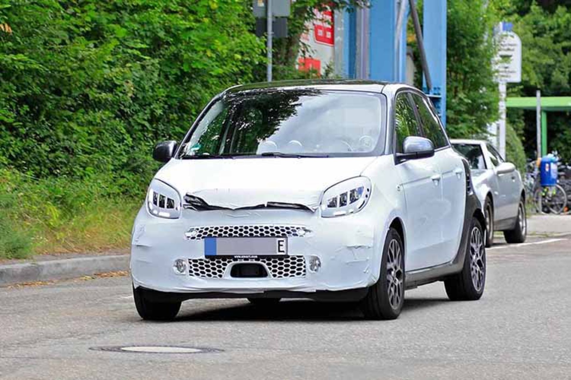 Smart EQ Fortwo  Forfour / اسمارت EQ فورتو فورفور