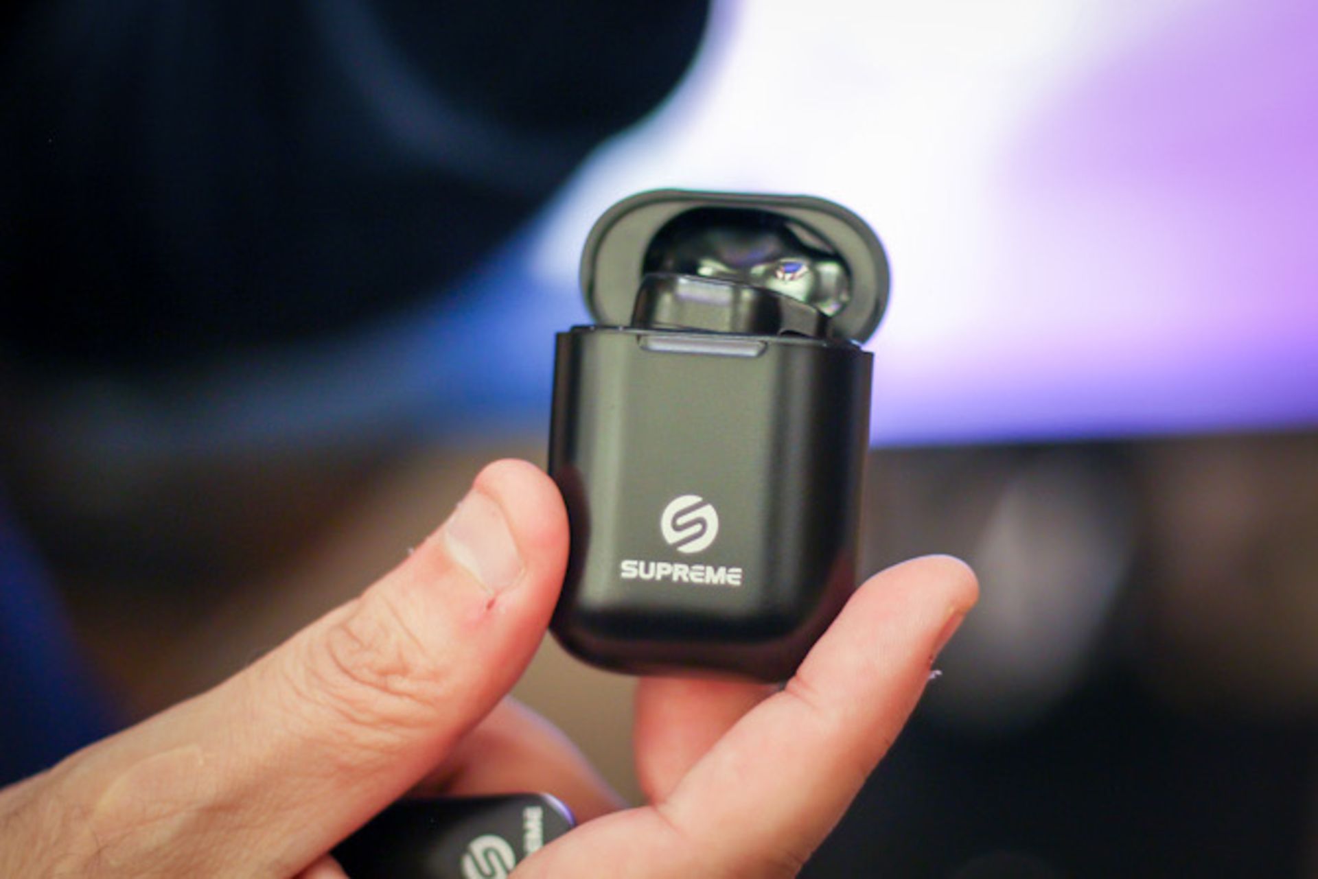 ترجمه آنی زبان