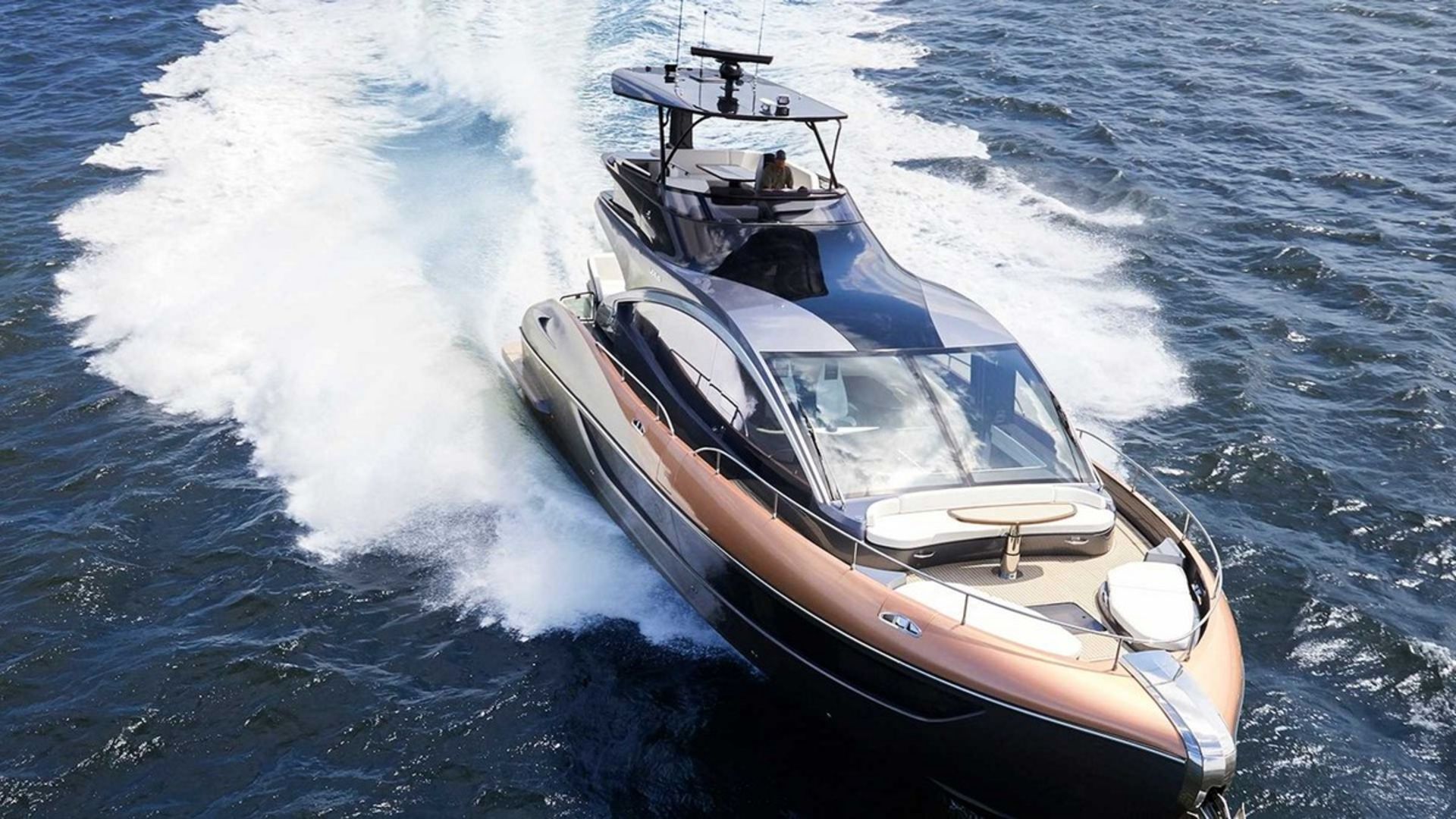 Lexus LY 650 Yacht