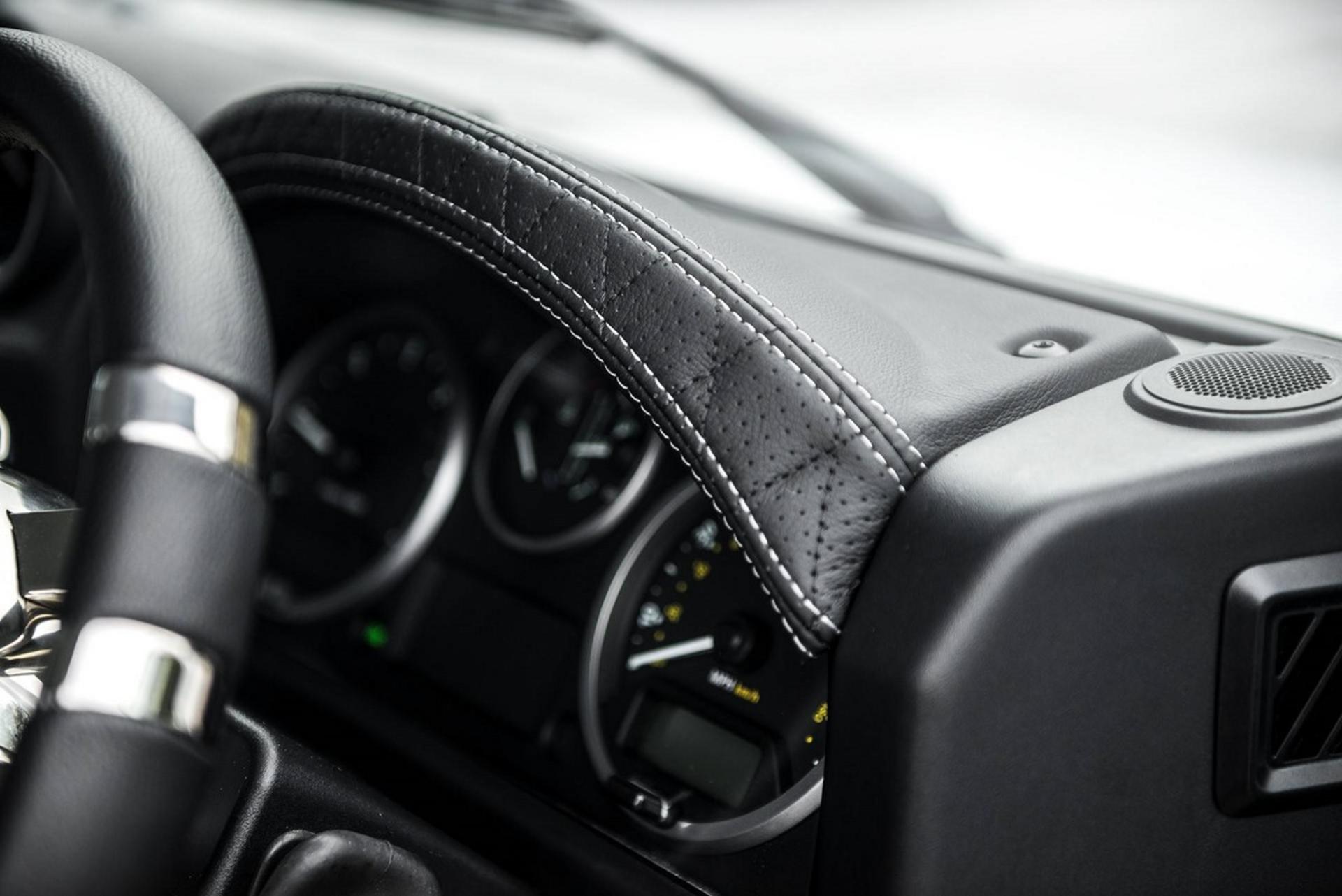 Chelsea Truck’s Custom Land Rover Defender Pickup