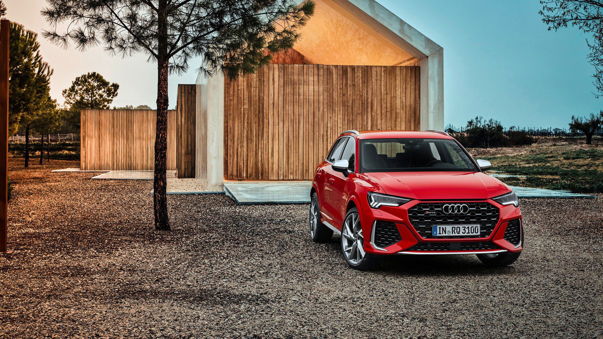 Audi RS Q3 / آئودی آر اس کیو3