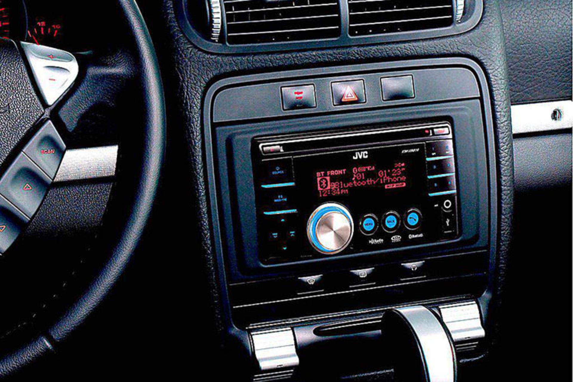 car audio system / سیستم صوتی خودرو