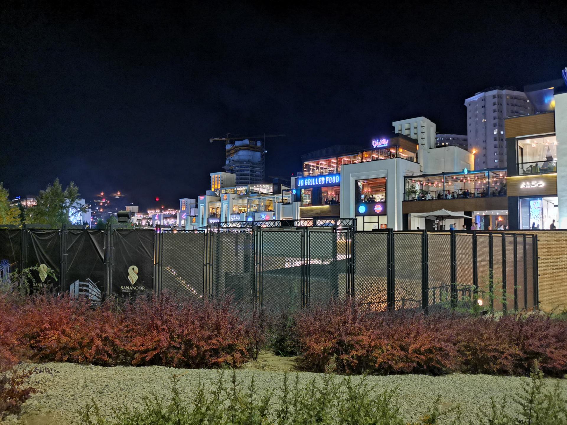 نمونه‌عکس آنر 20 پرو با حالت Night