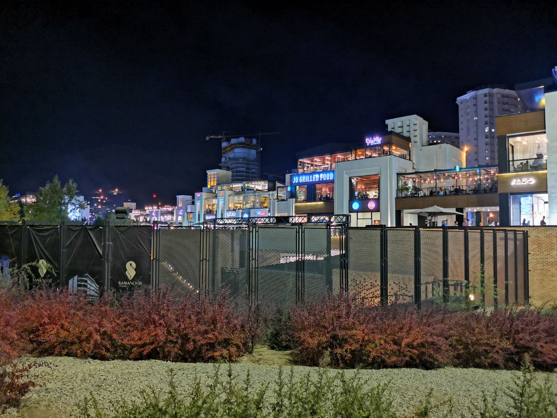 نمونه‌عکس آنر 20 پرو با حالت Night