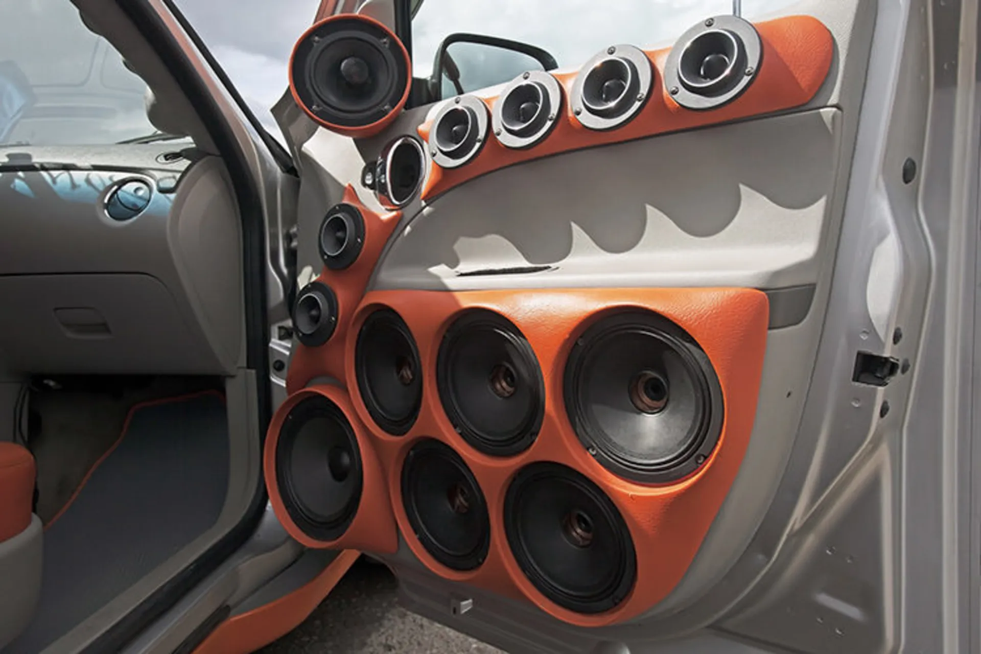car audio system / سیستم صوتی خودرو